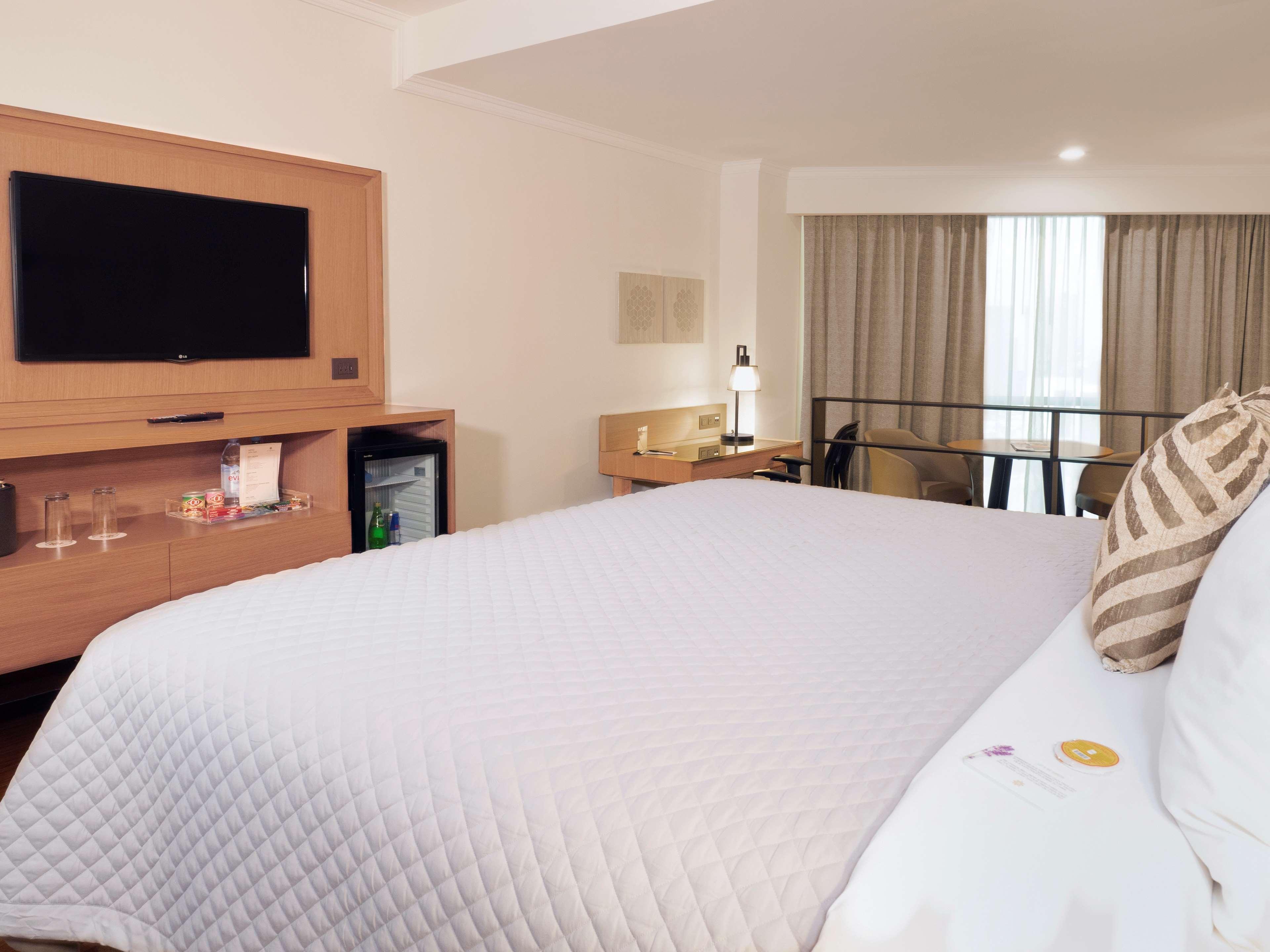 Double King Size Bed