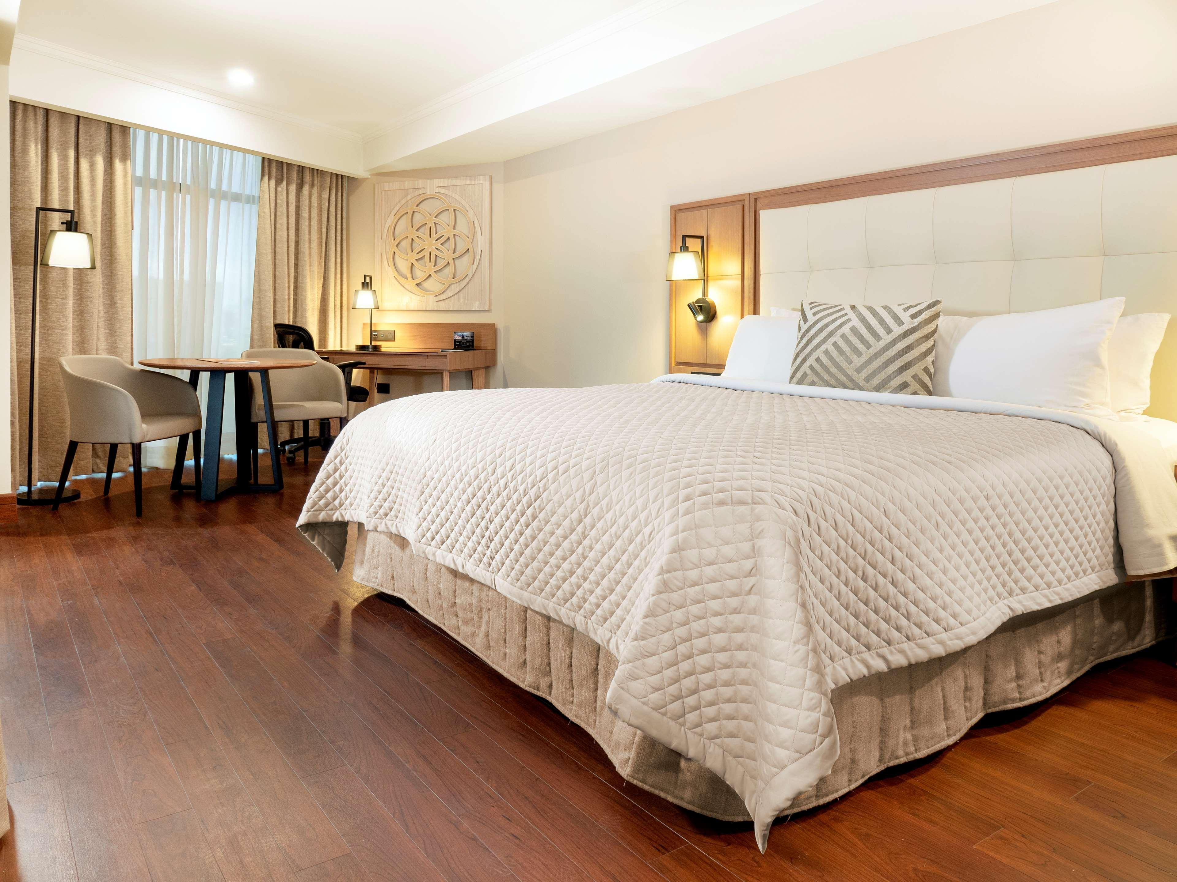 Double Superior King Bed