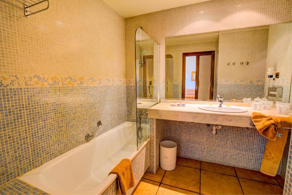 Double or Twin Sea View