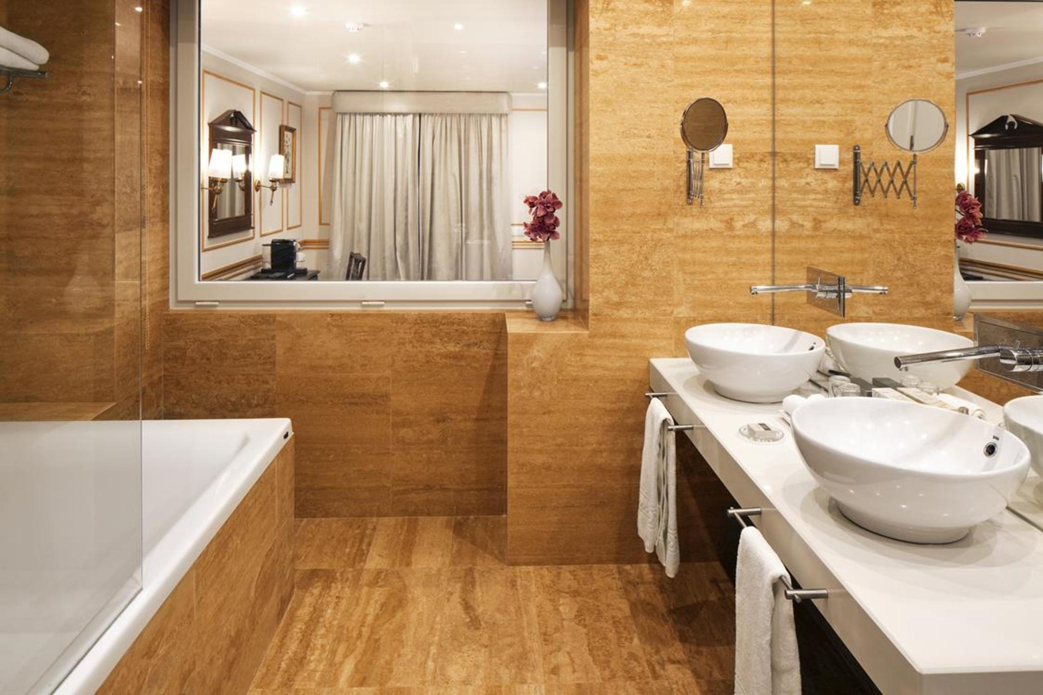 Double Superior Sea View