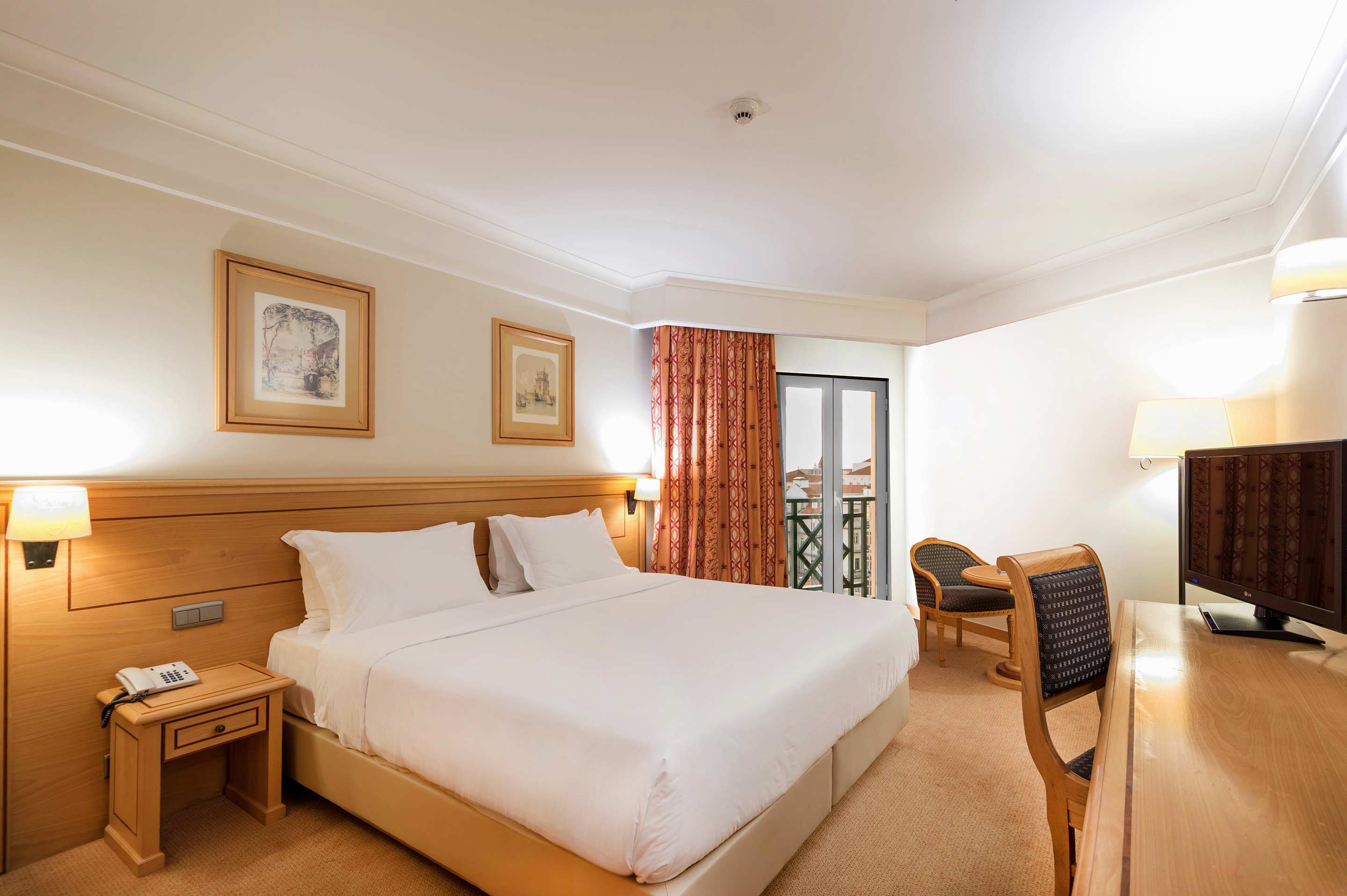 Double or Twin Standard