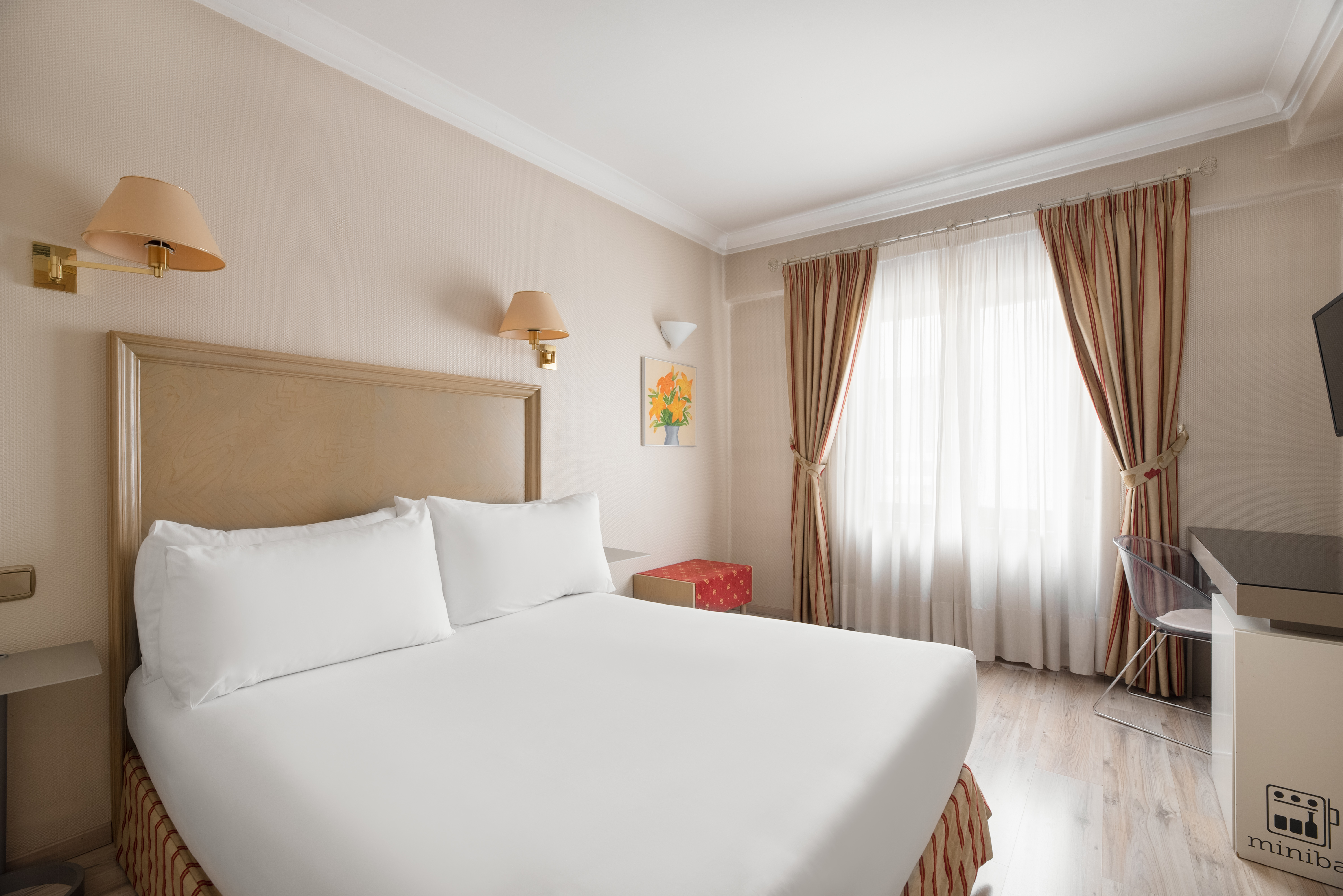 Double or Twin Standard