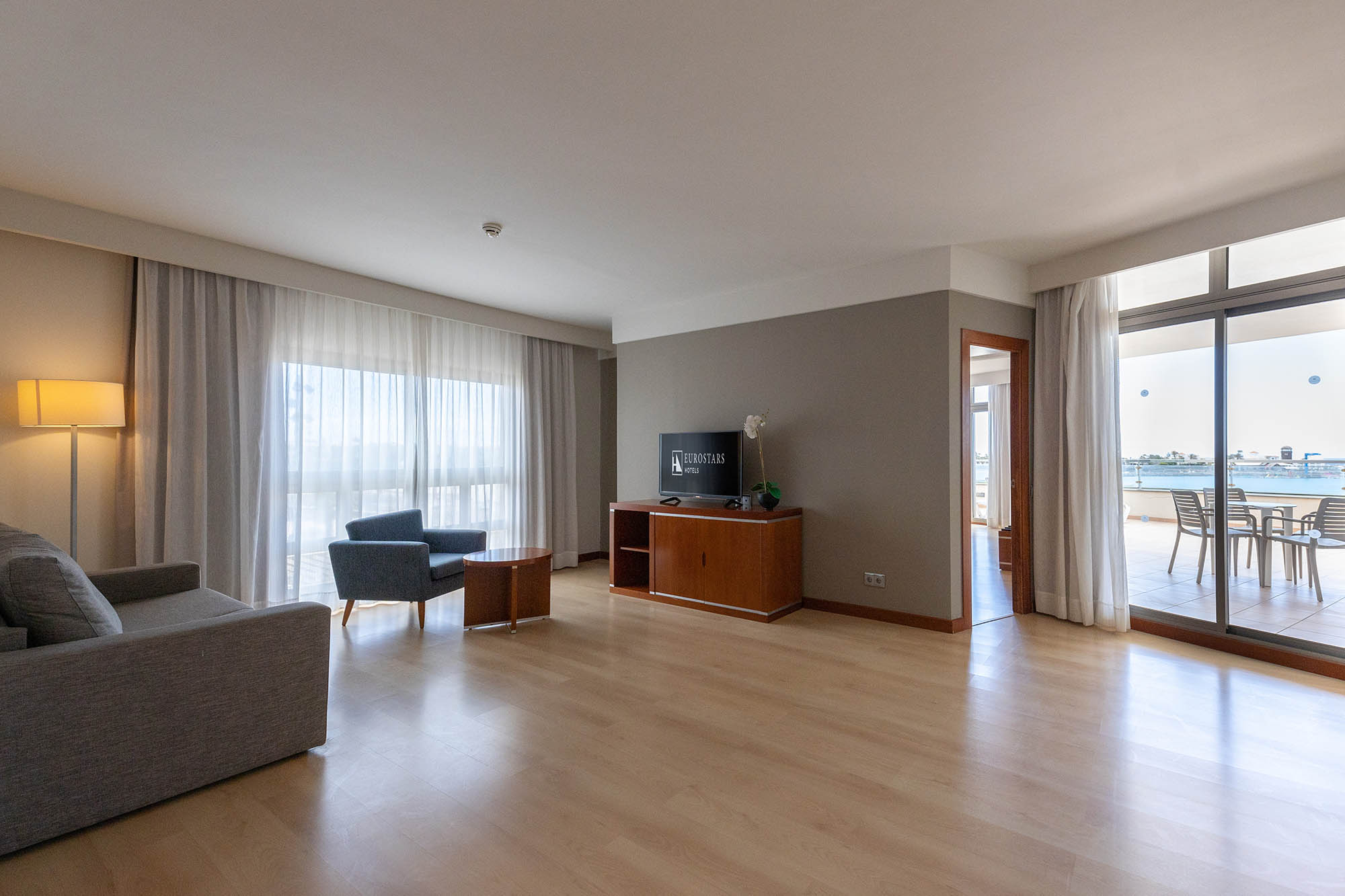 Family Room Sea View