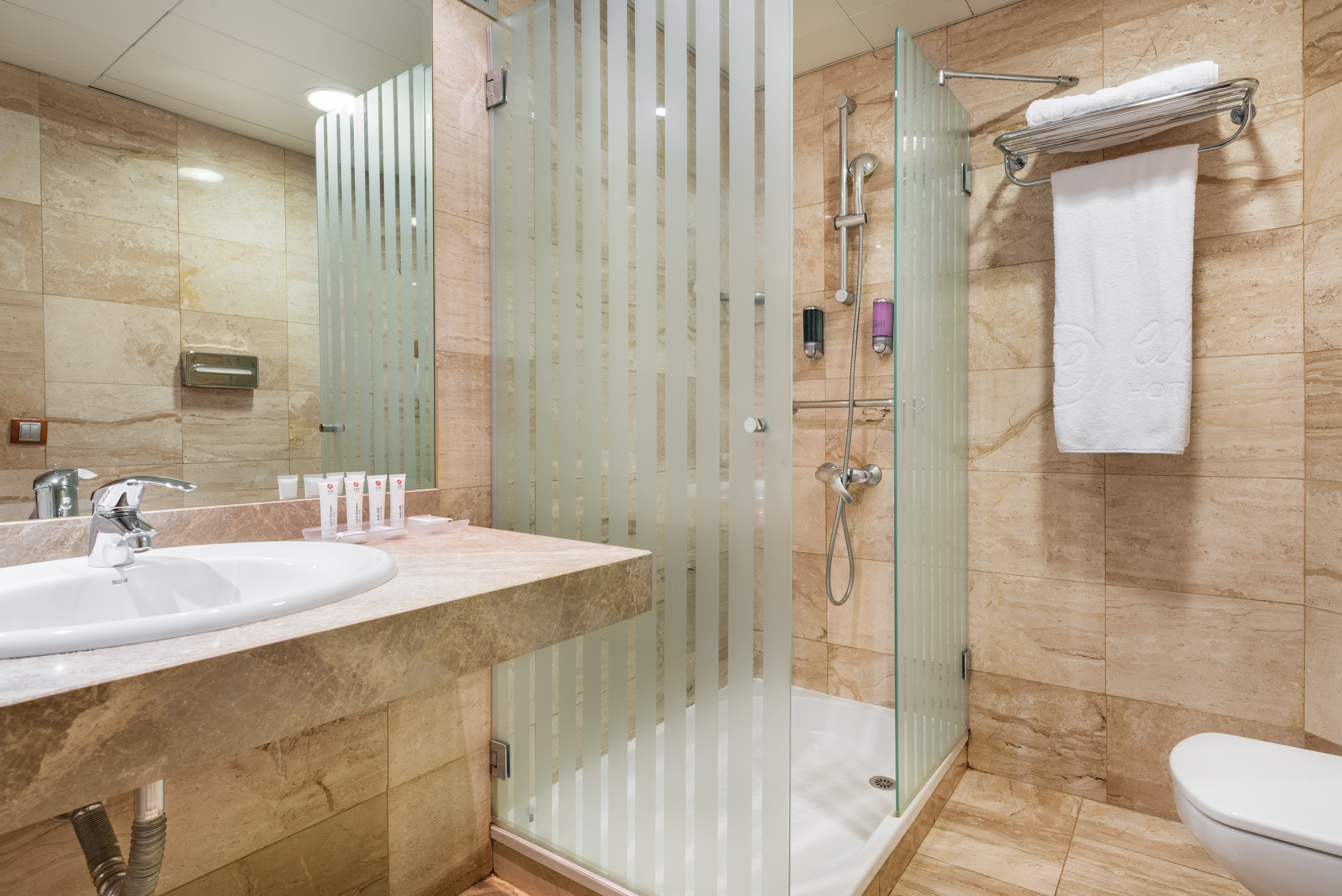 Double or Twin Standard