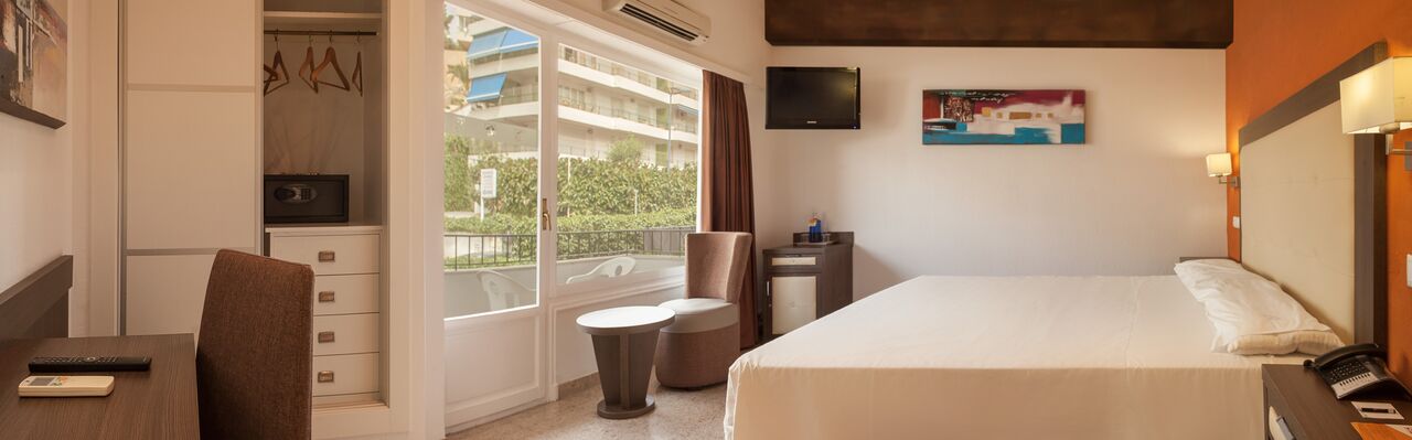 Double or Twin Standard