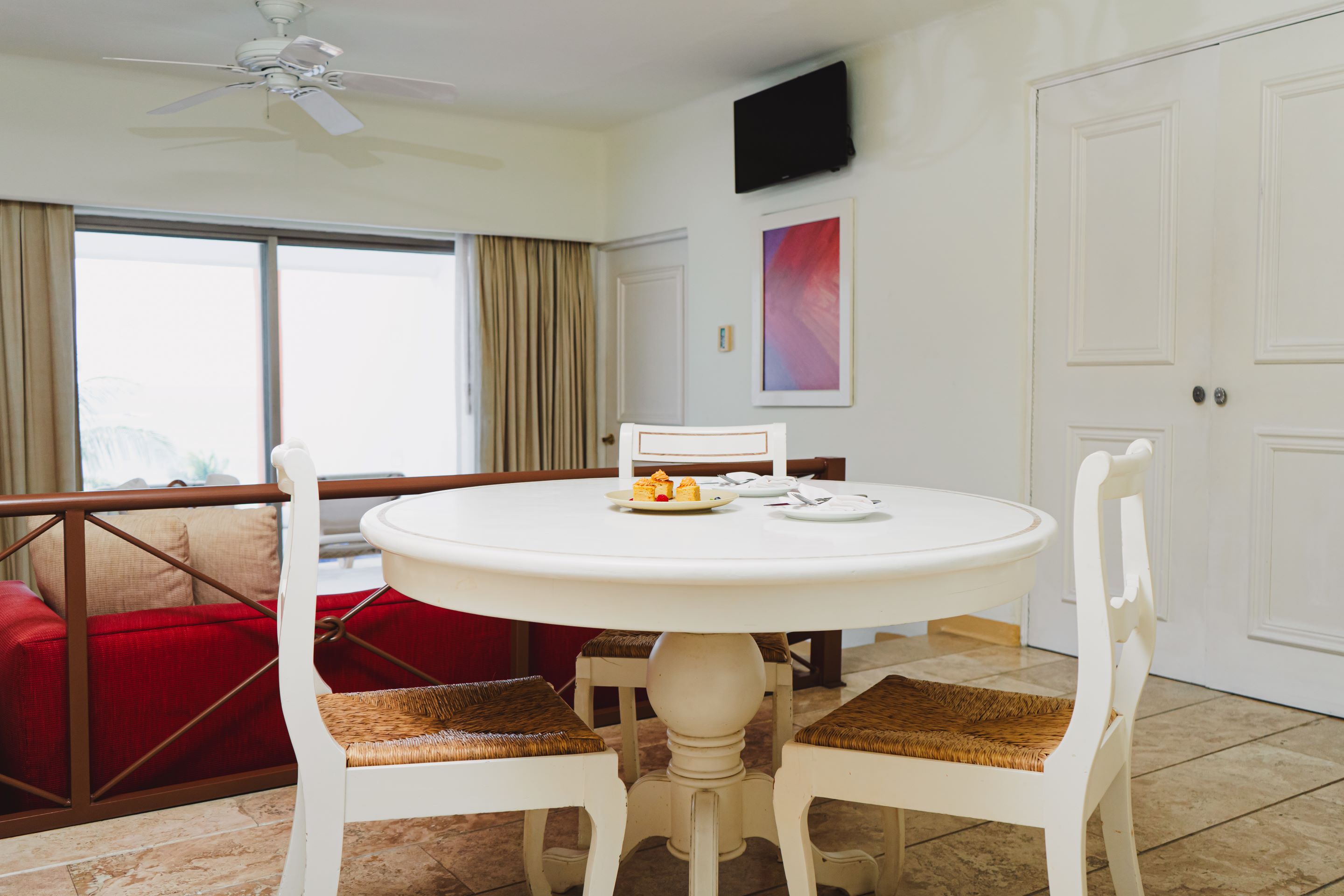 Suite King Bed One Bedroom 