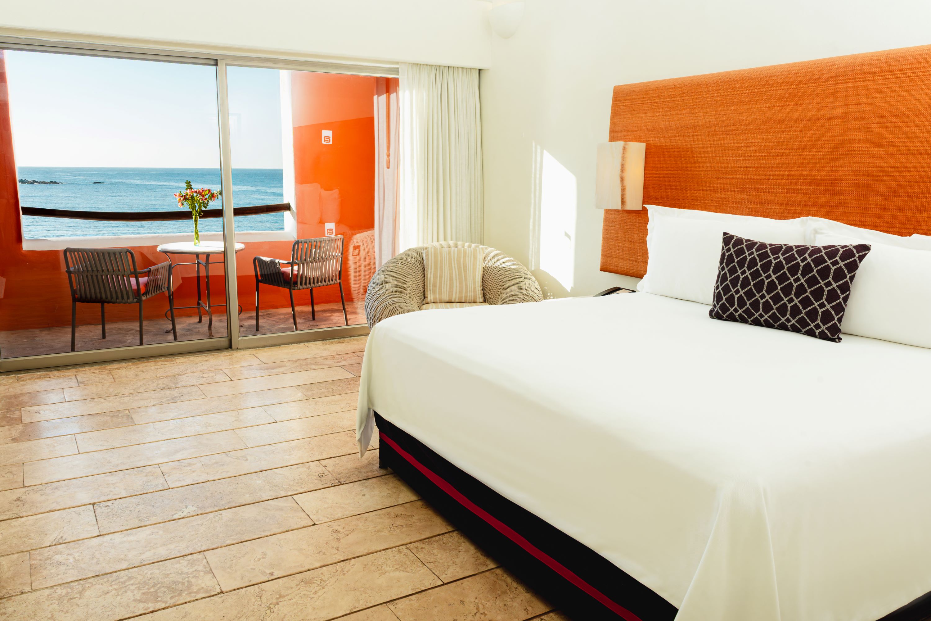 Double King Bed Non Smoking