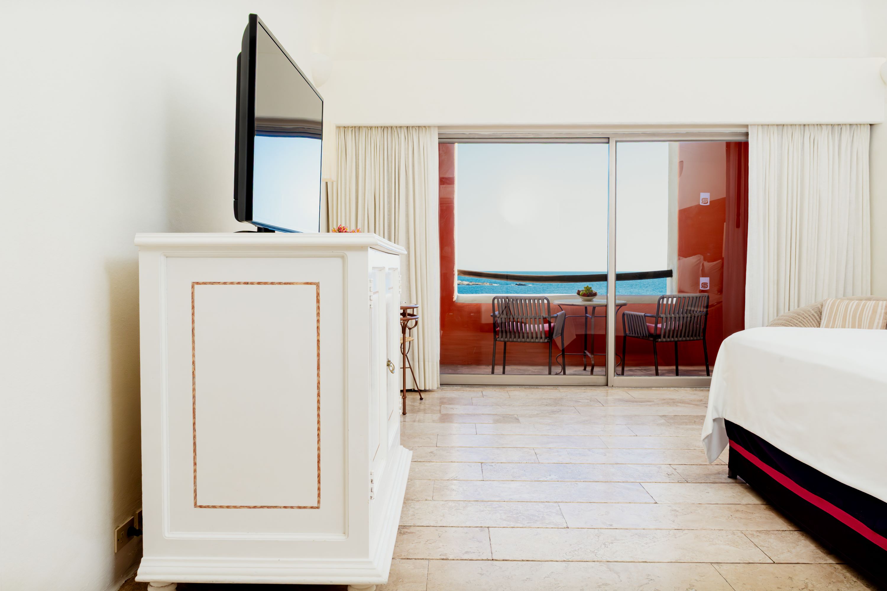 Double King Bed Non Smoking