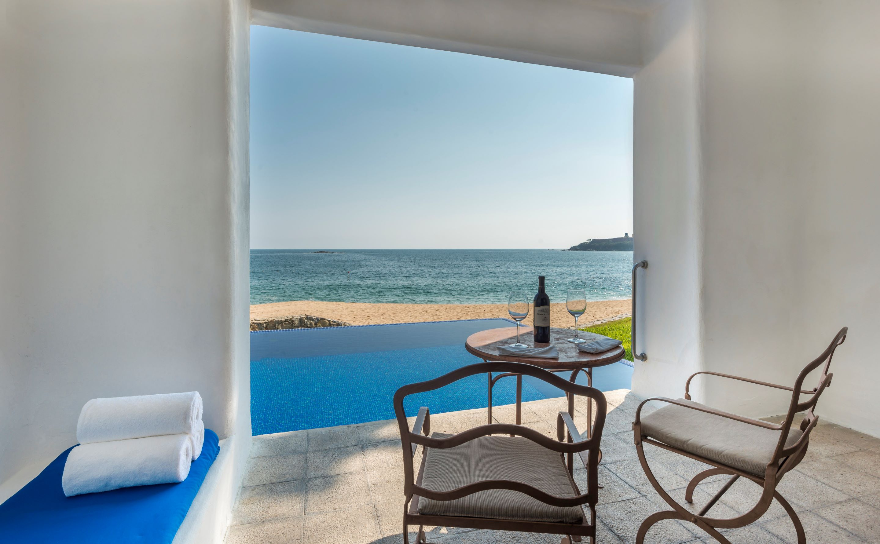 Double Deluxe Ocean Front