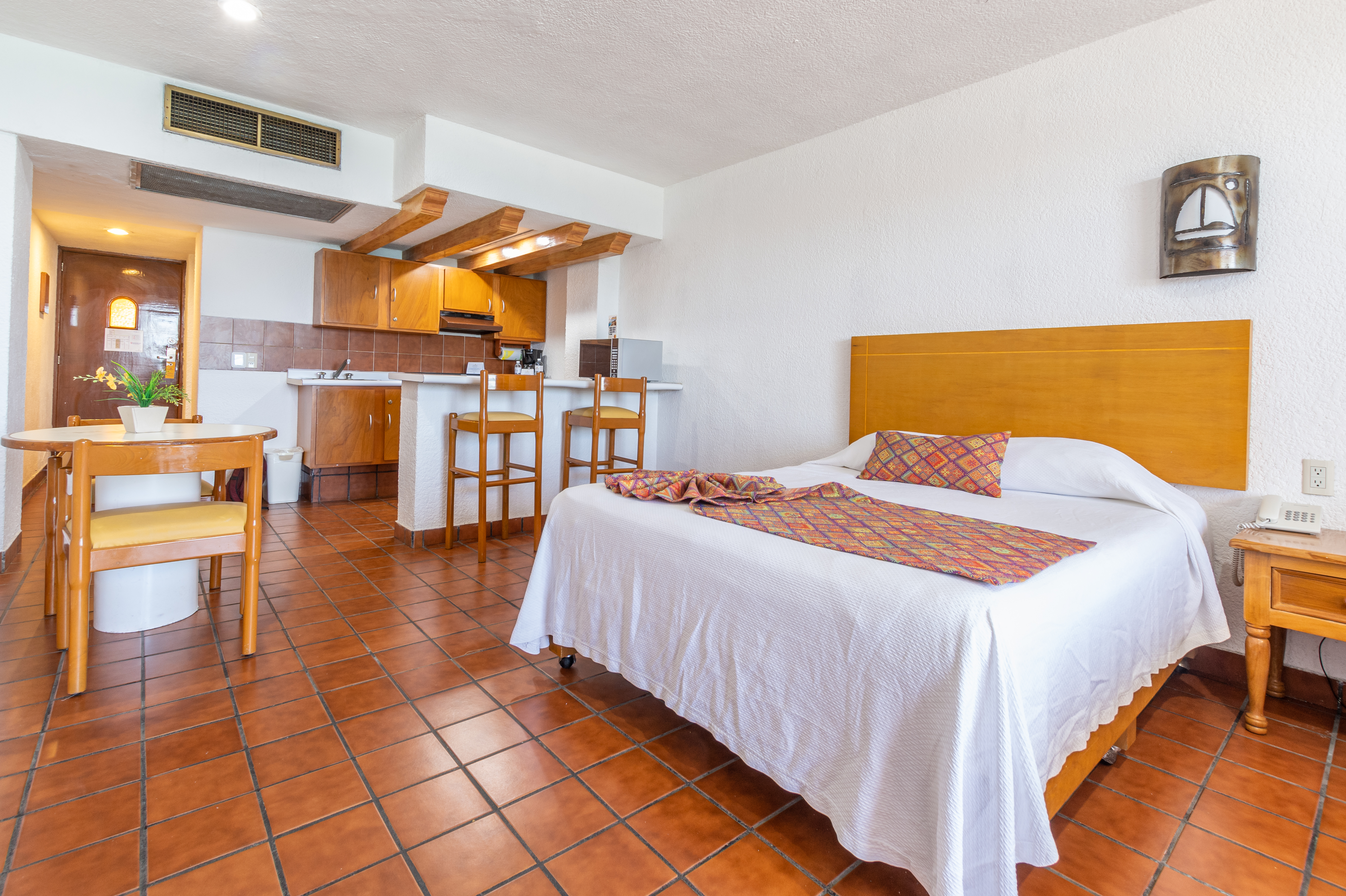 Studio King Bed One Bedroom 