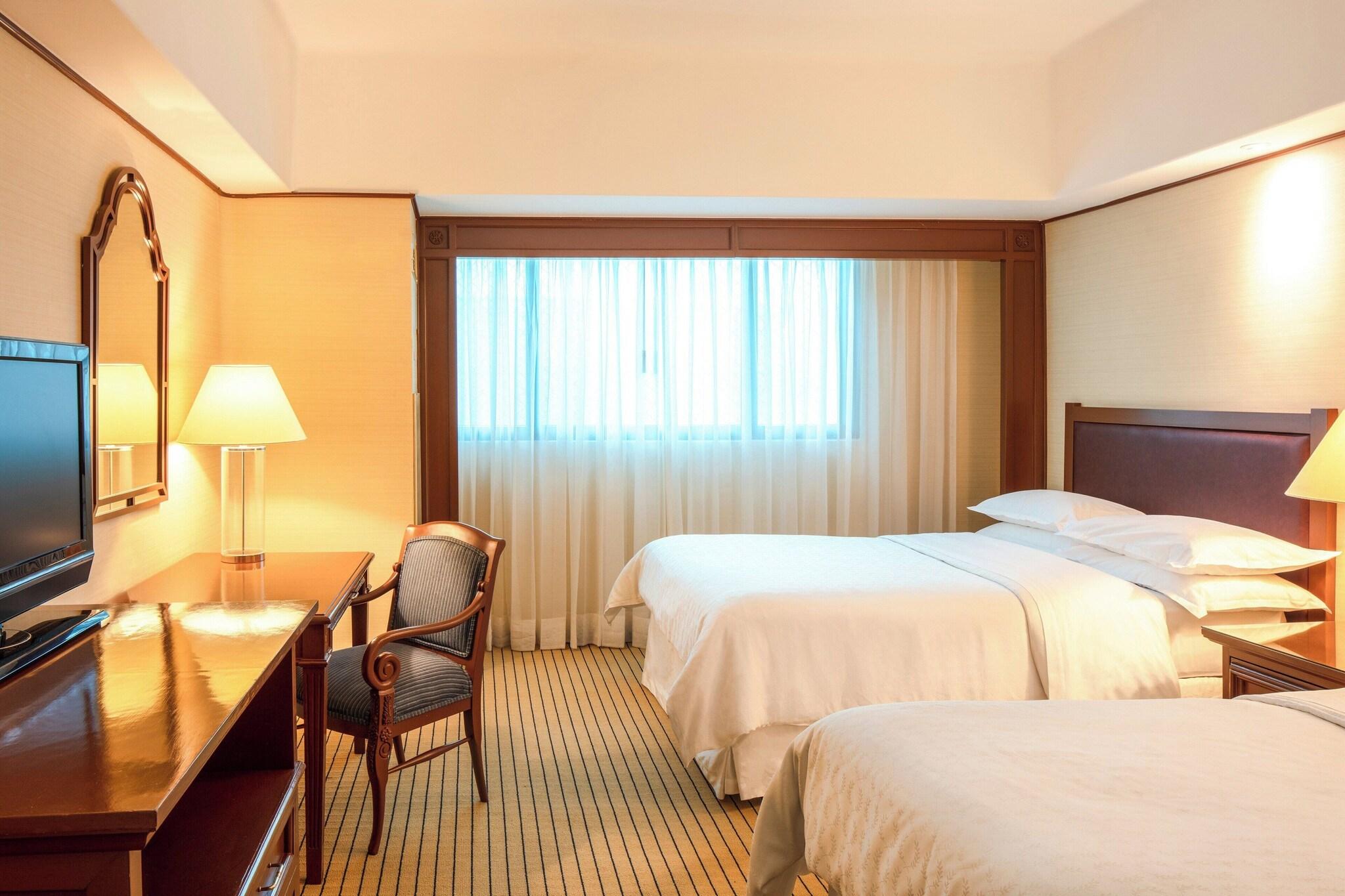 Quadruple Classic Two Double Beds