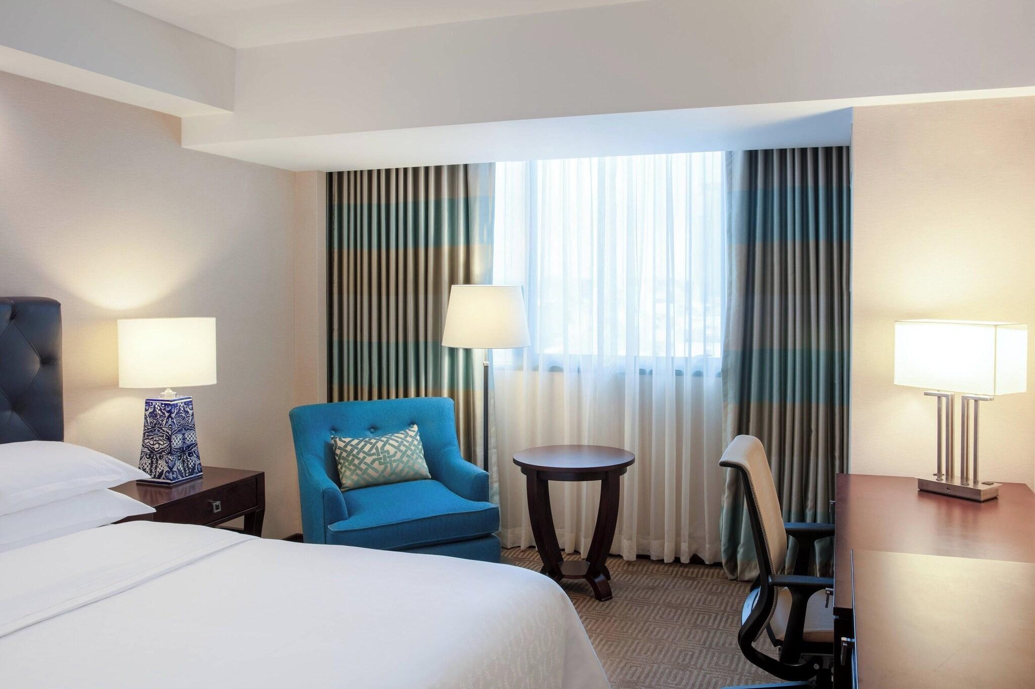 Double Deluxe Two Double Beds