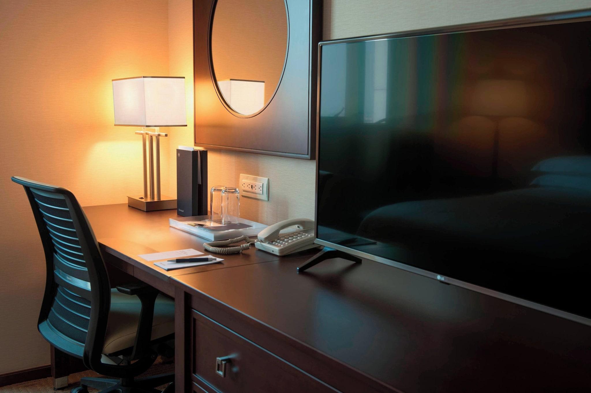 Room Deluxe Two Double Beds