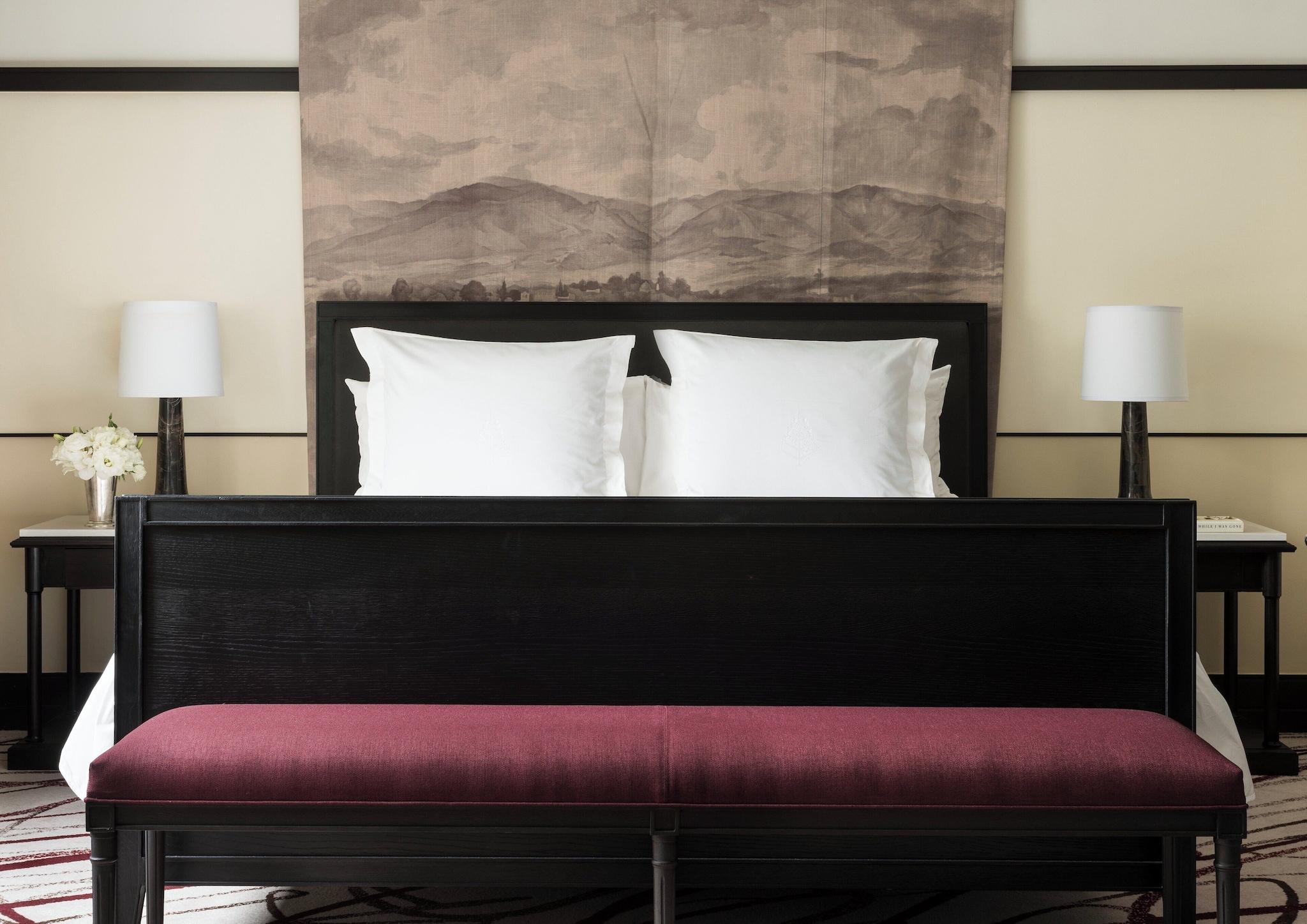 Double Deluxe King Bed