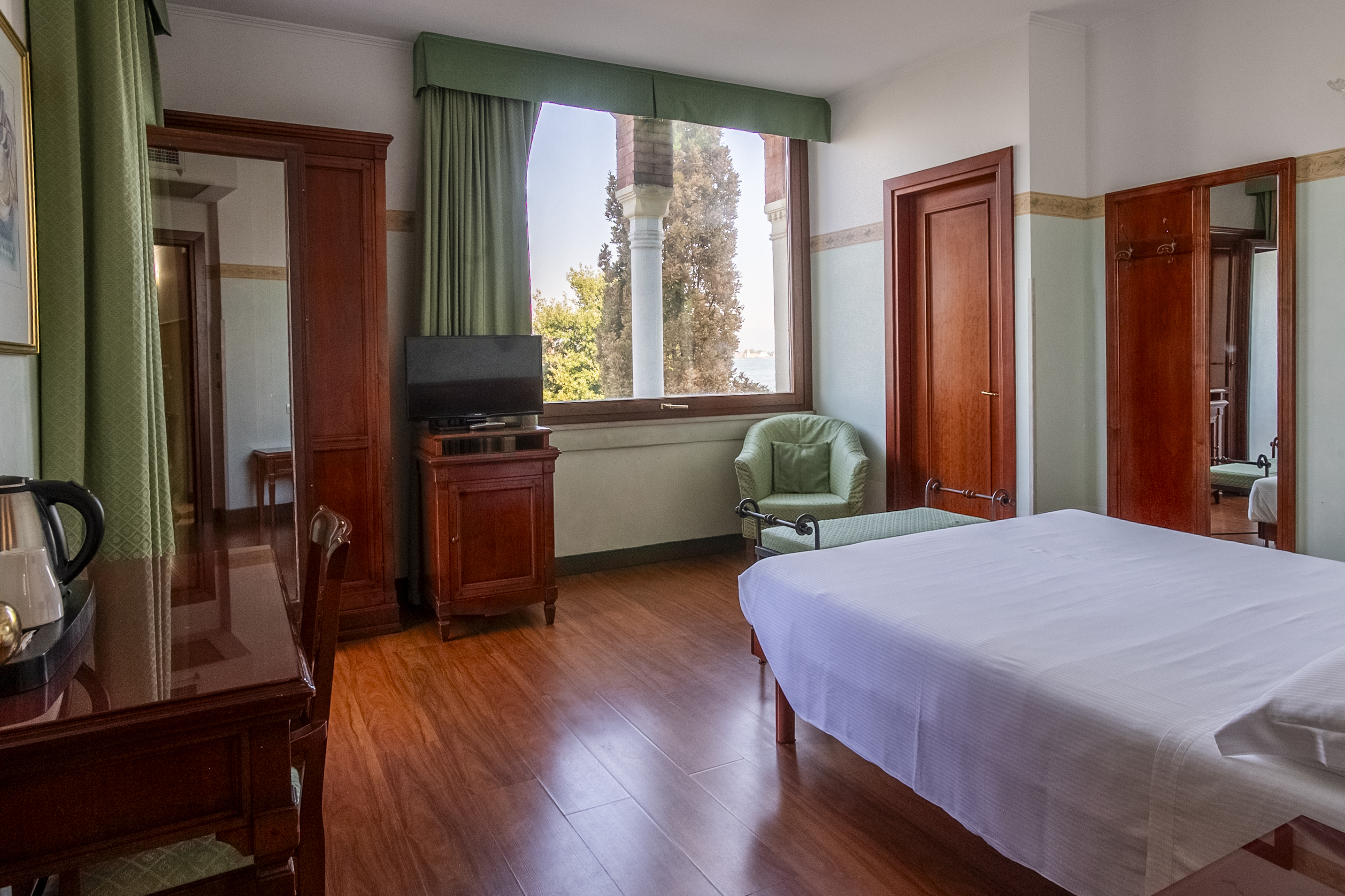 Double Classic with Balcony