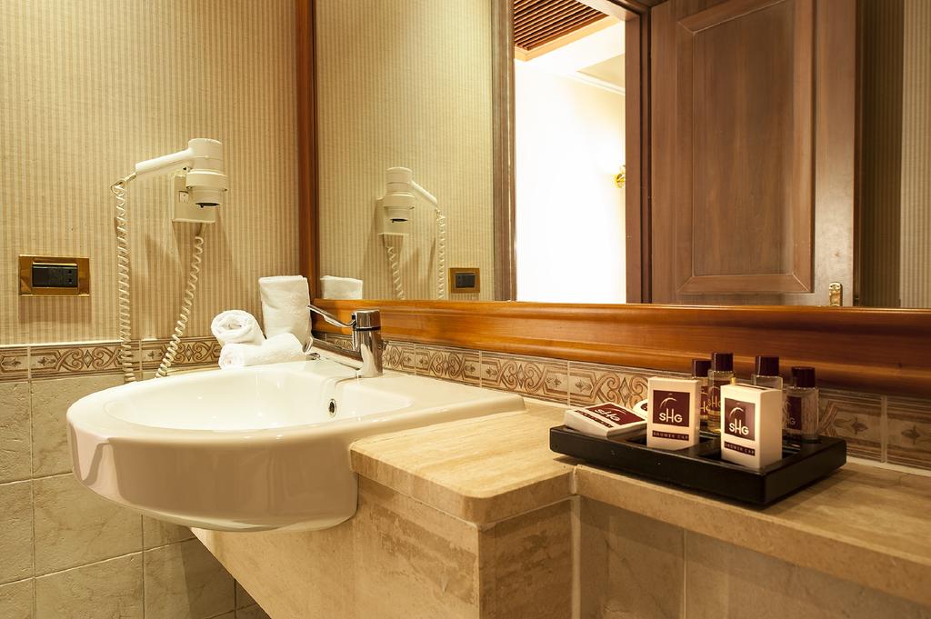 Double or Twin Deluxe