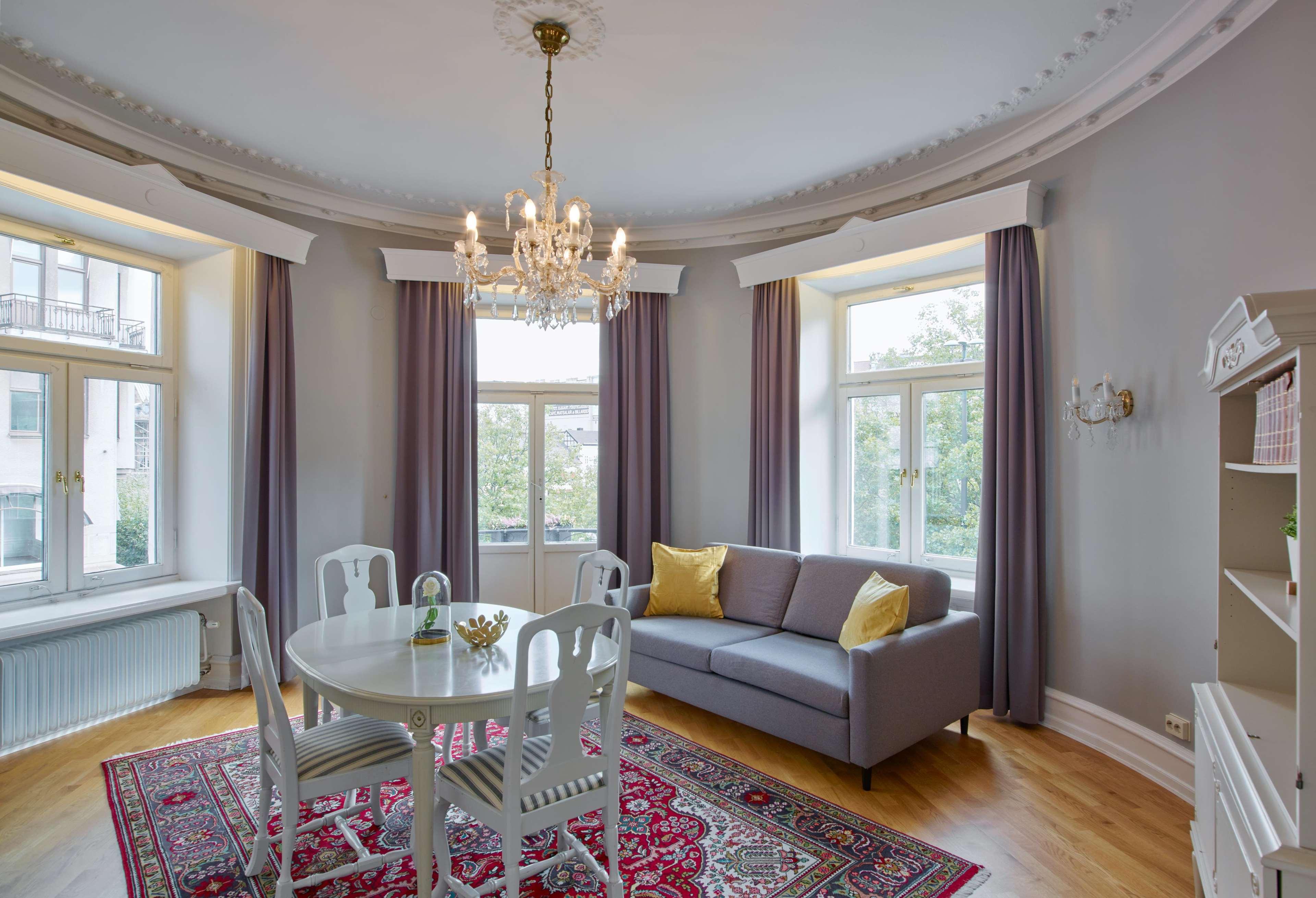 Family Room Superior