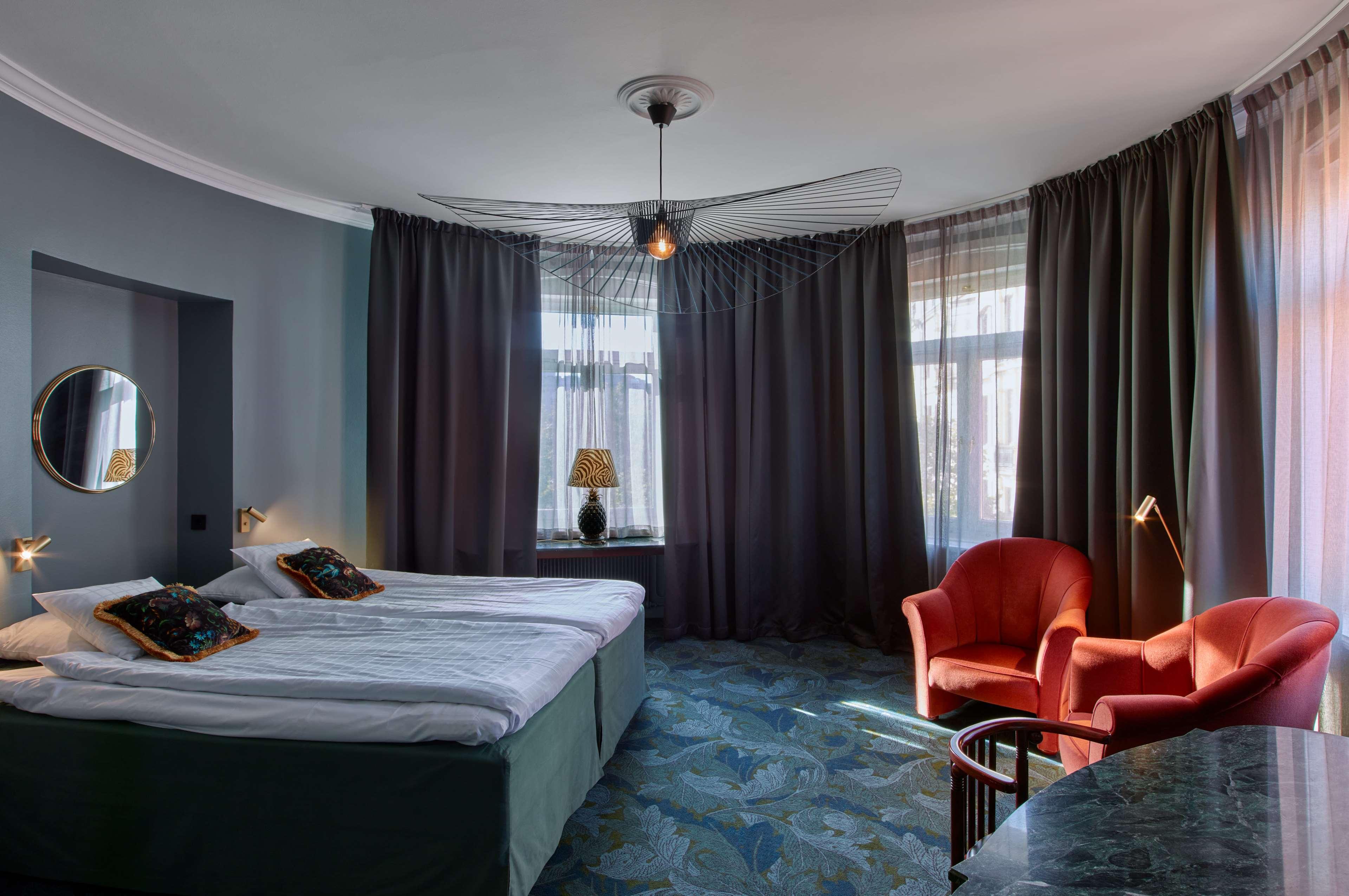 Double Single Superior