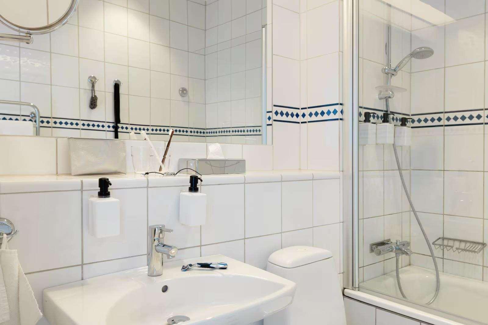 Family Room Superior