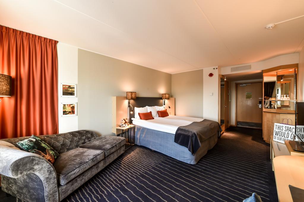 Family Room Standard