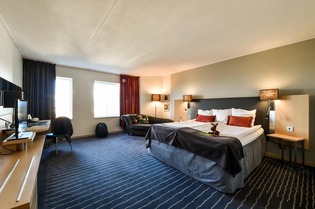 Family Room Superior