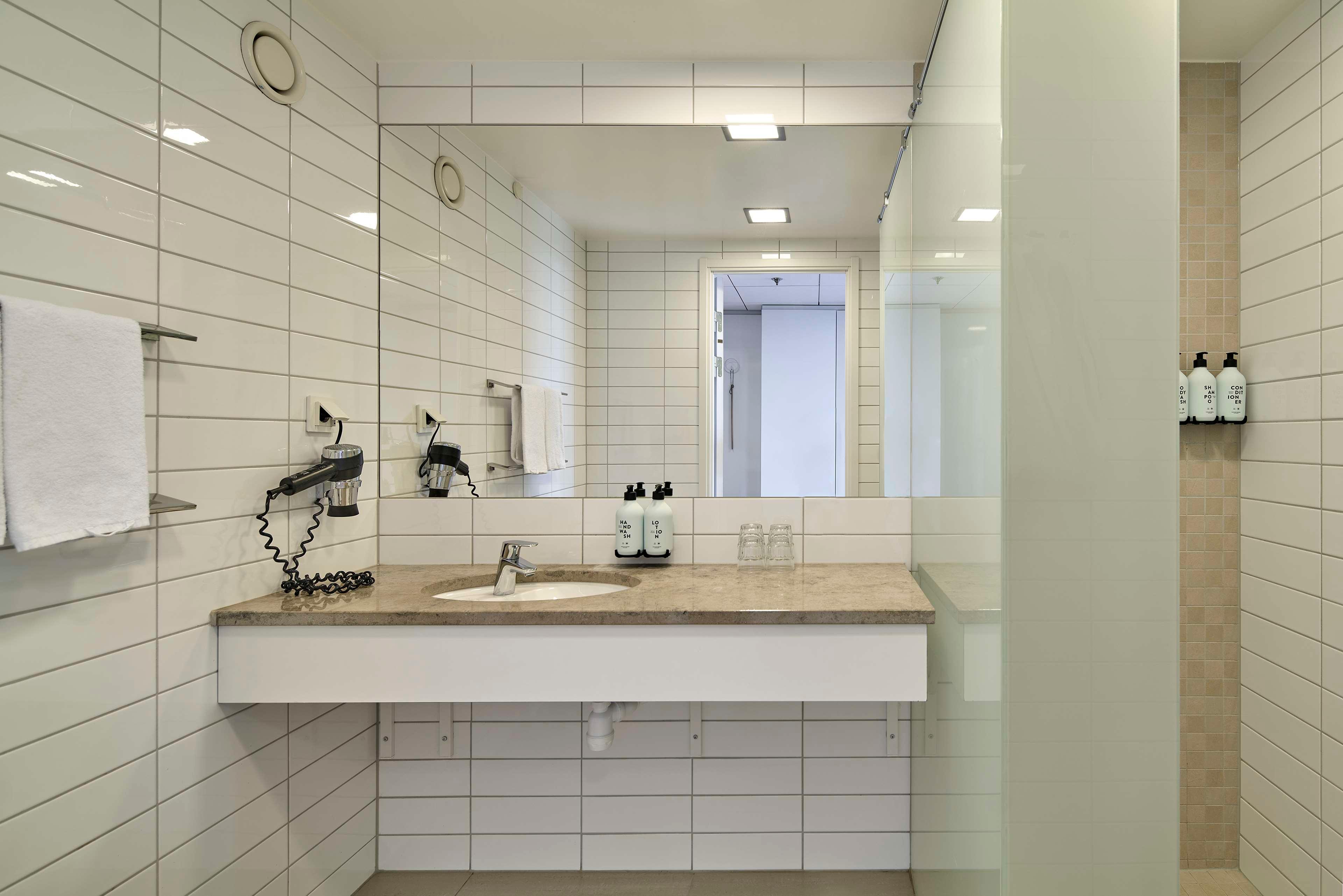 Double Single Superior