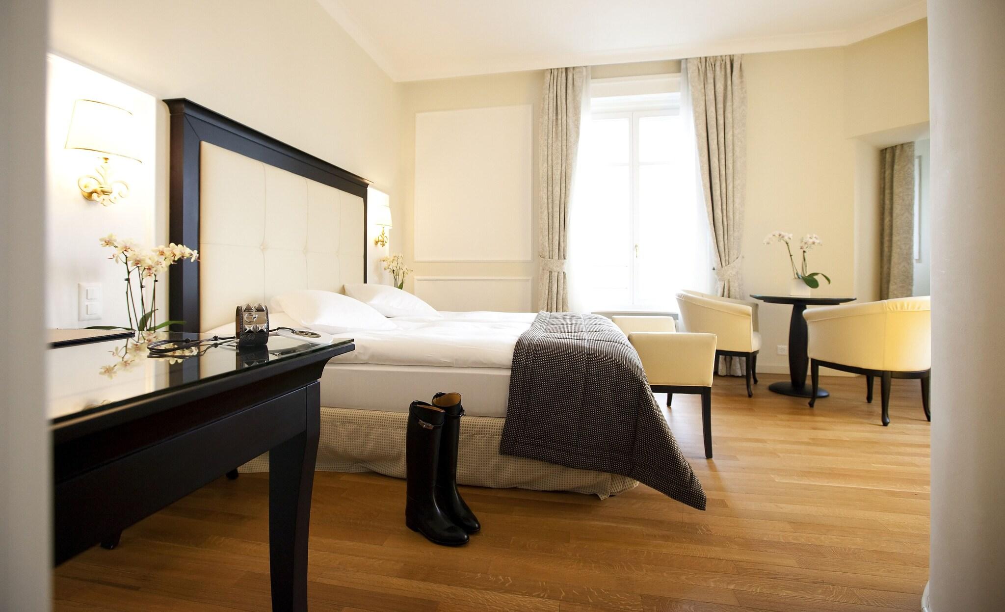 Double Deluxe Lake View