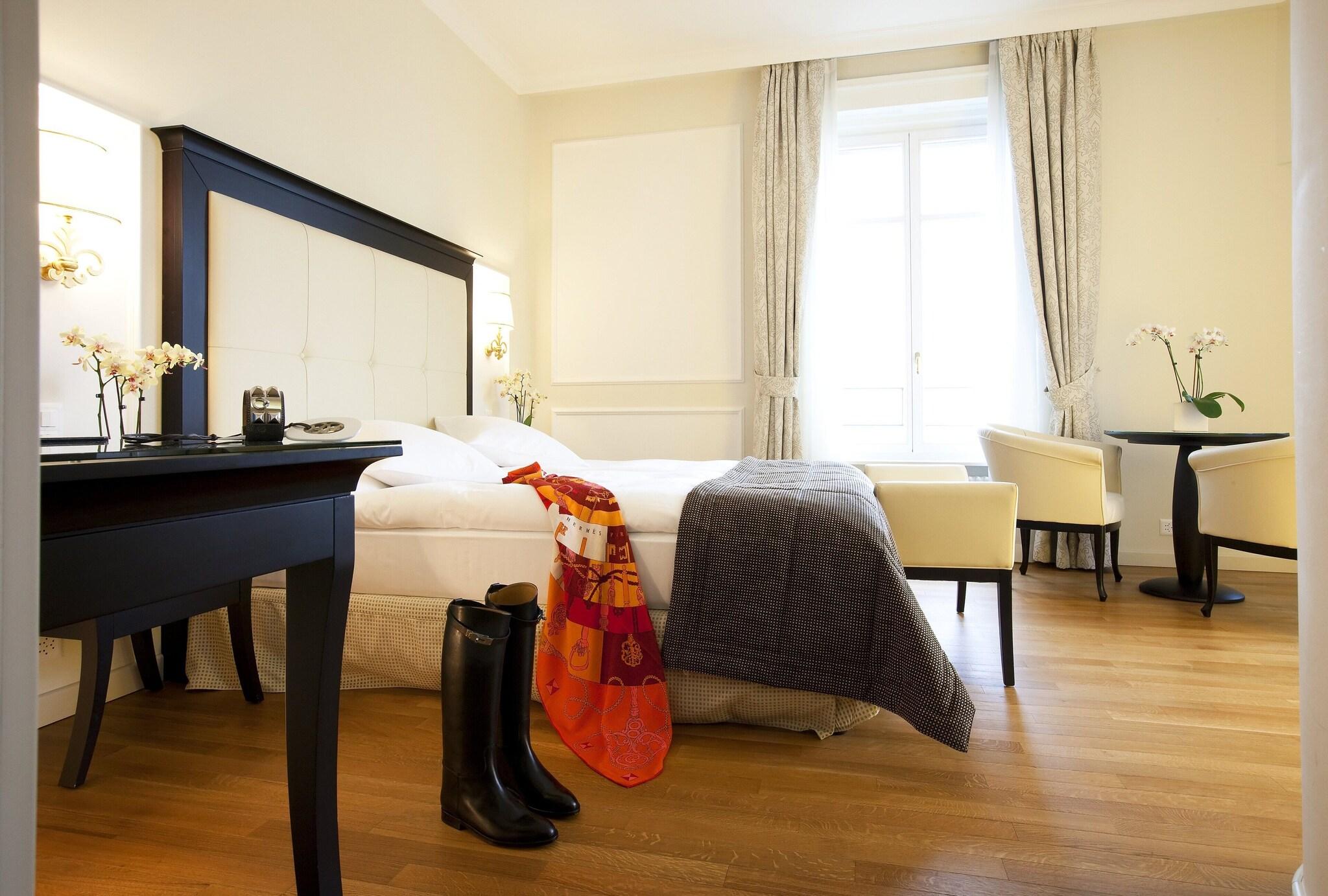 Double Deluxe Lake View