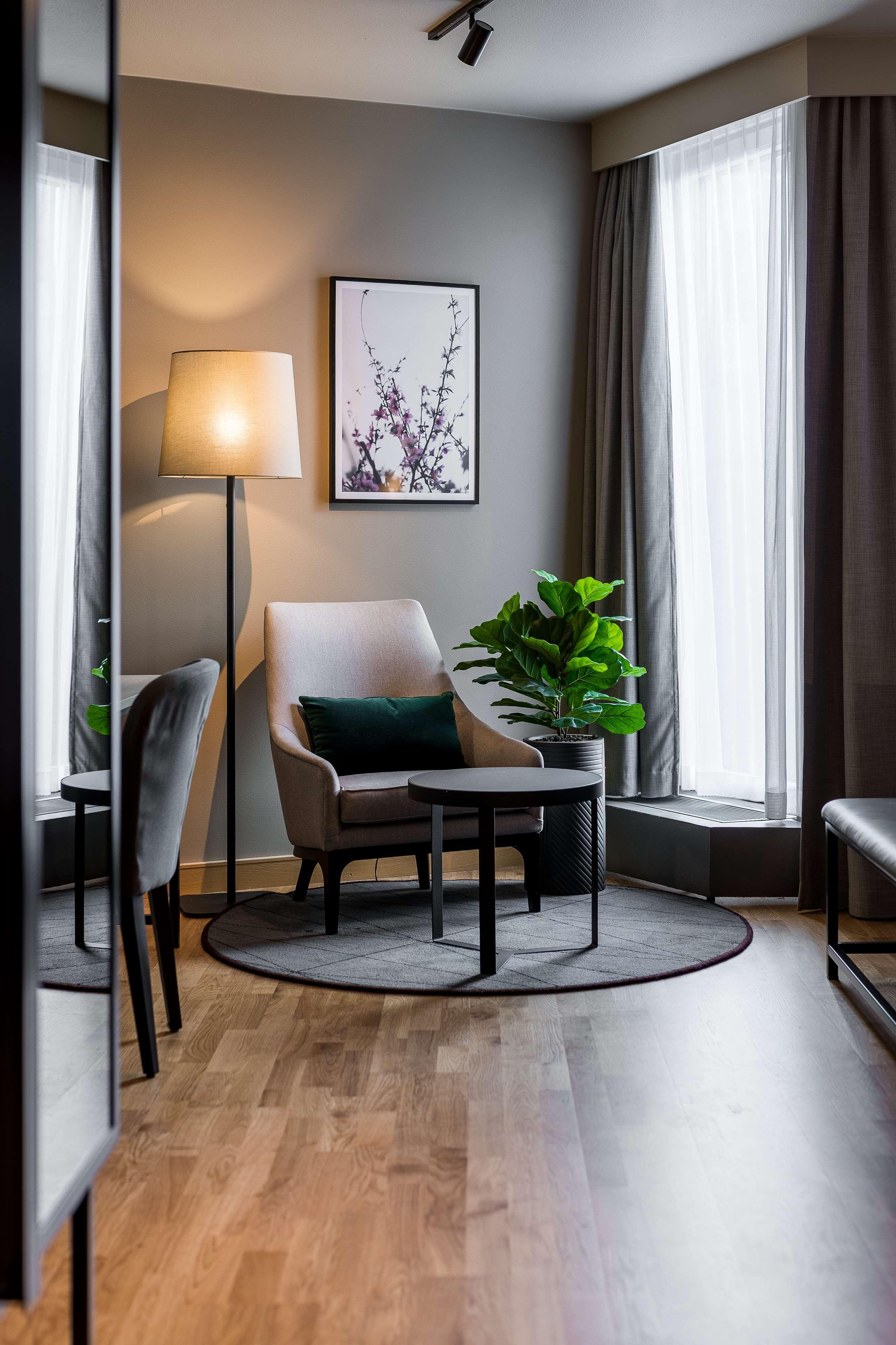 Double Single Queen Size Bed