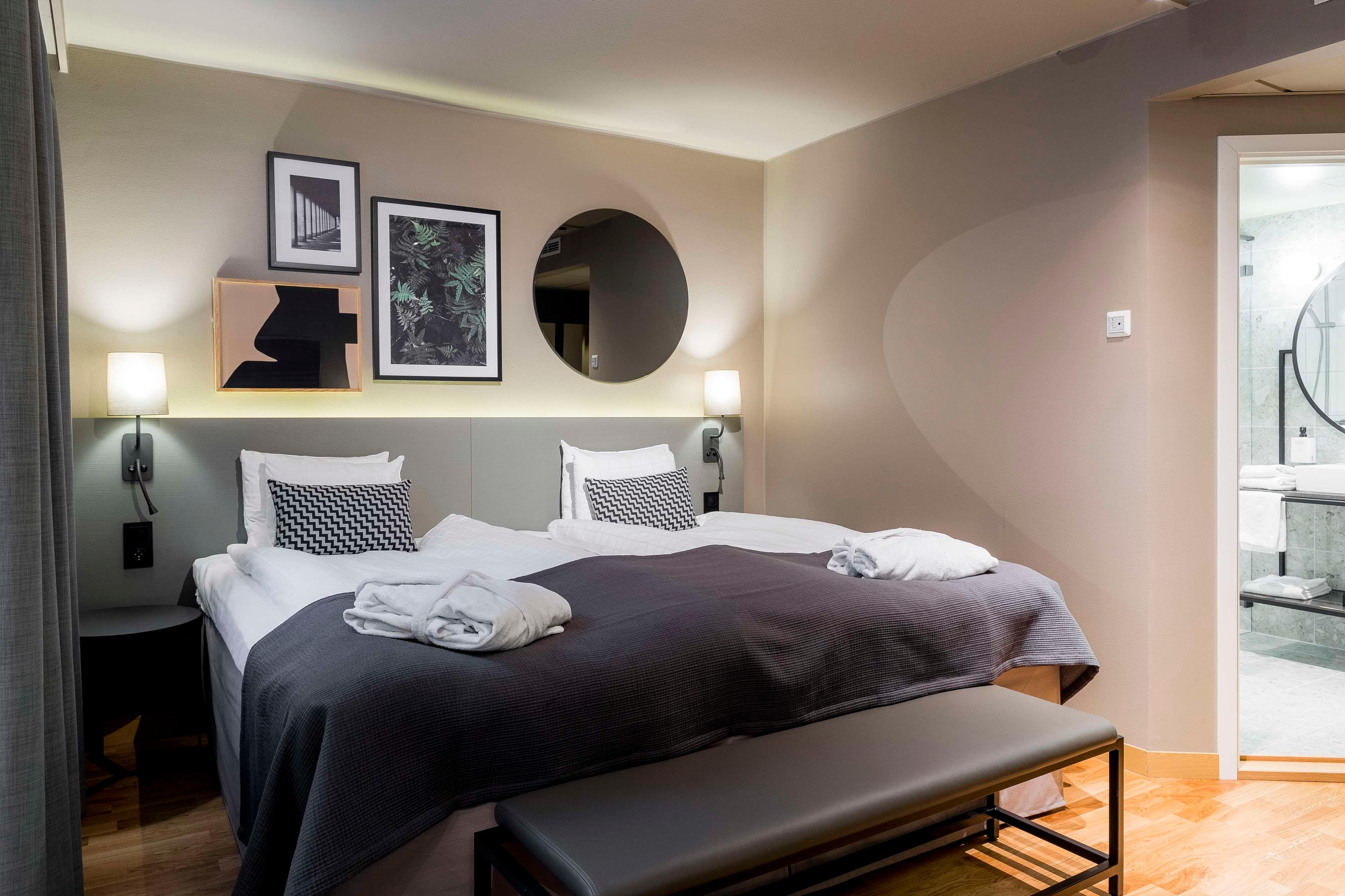 Double Superior King Bed