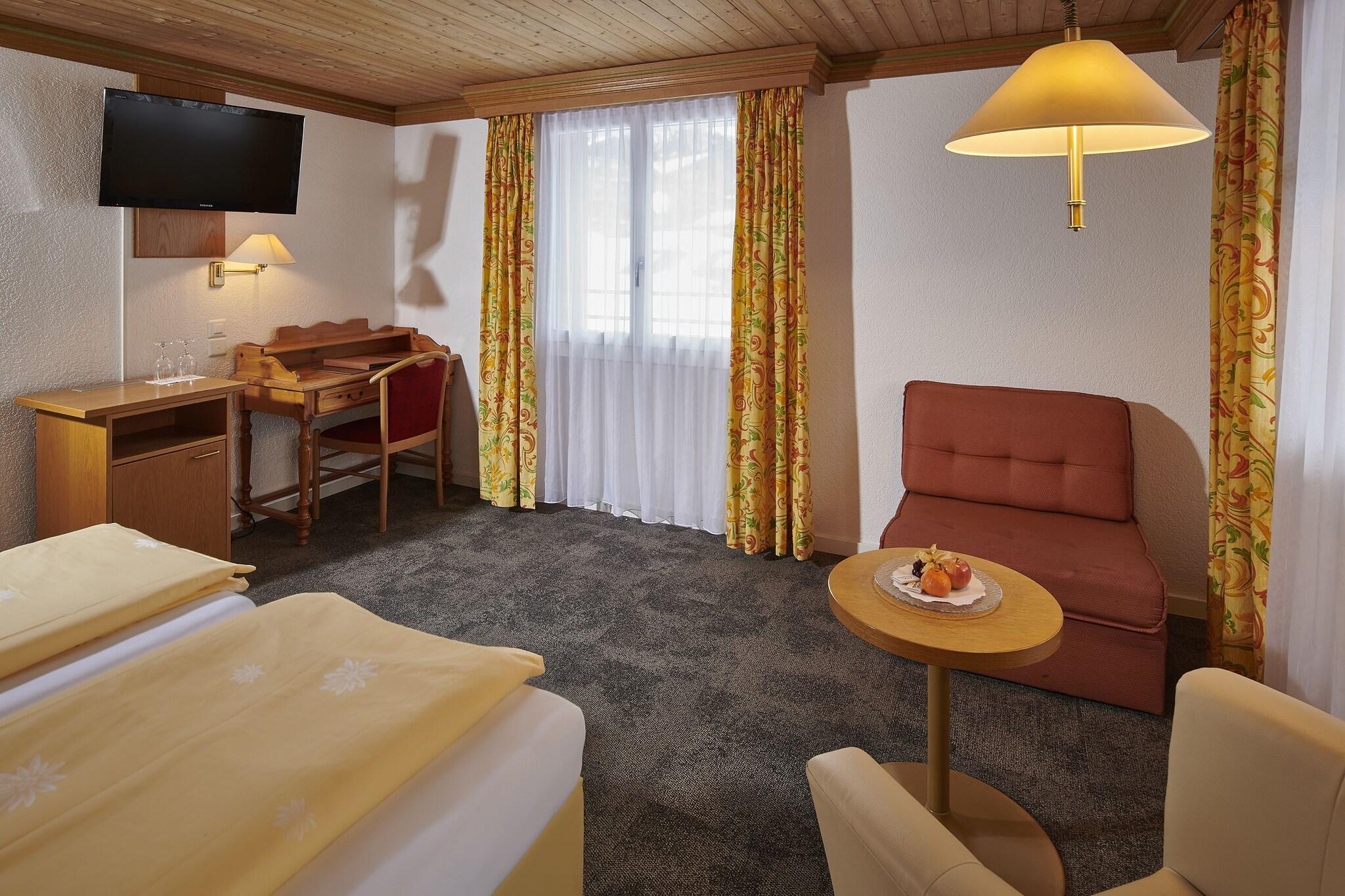 Double Superior Mountain View