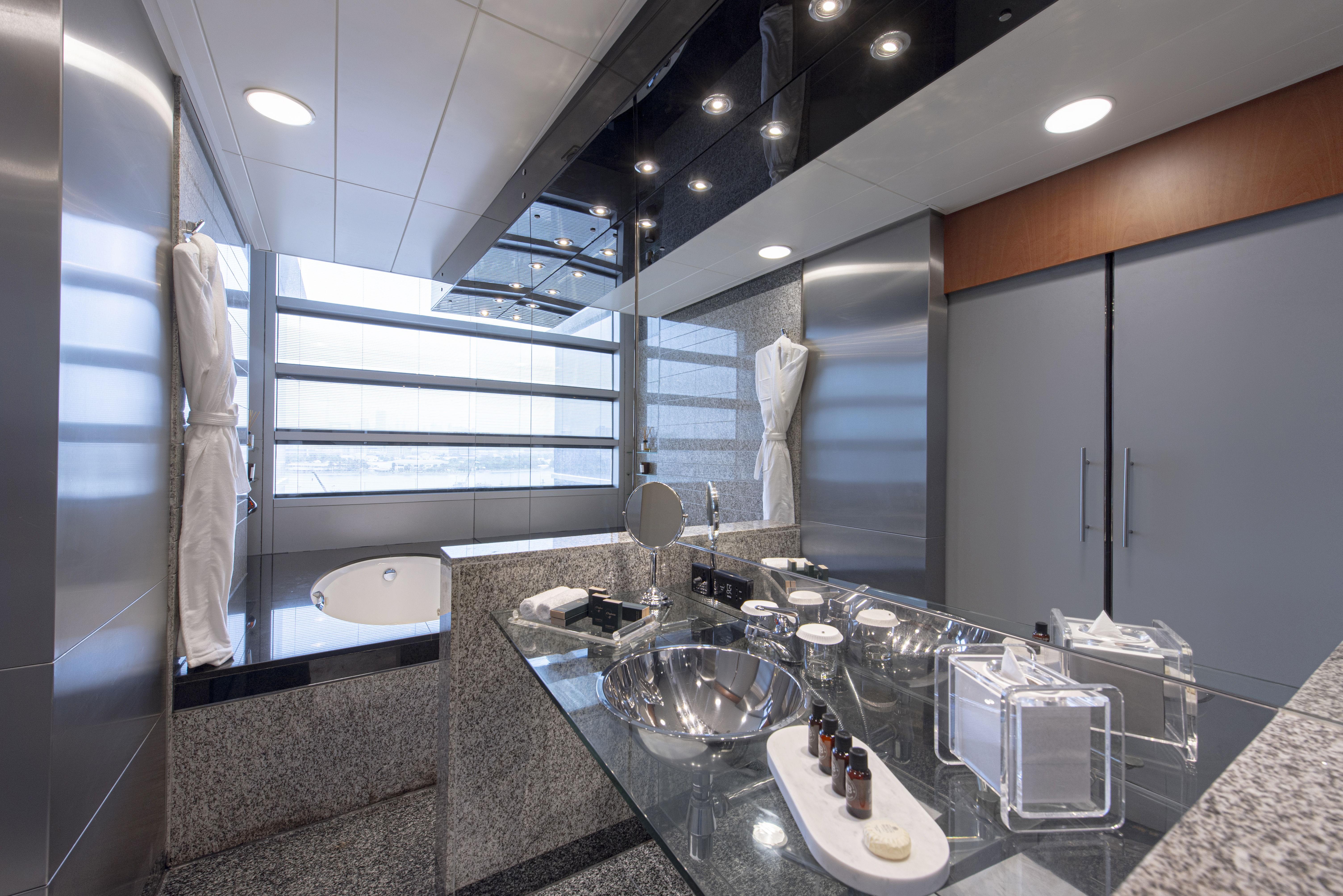 Double Executive King Bed