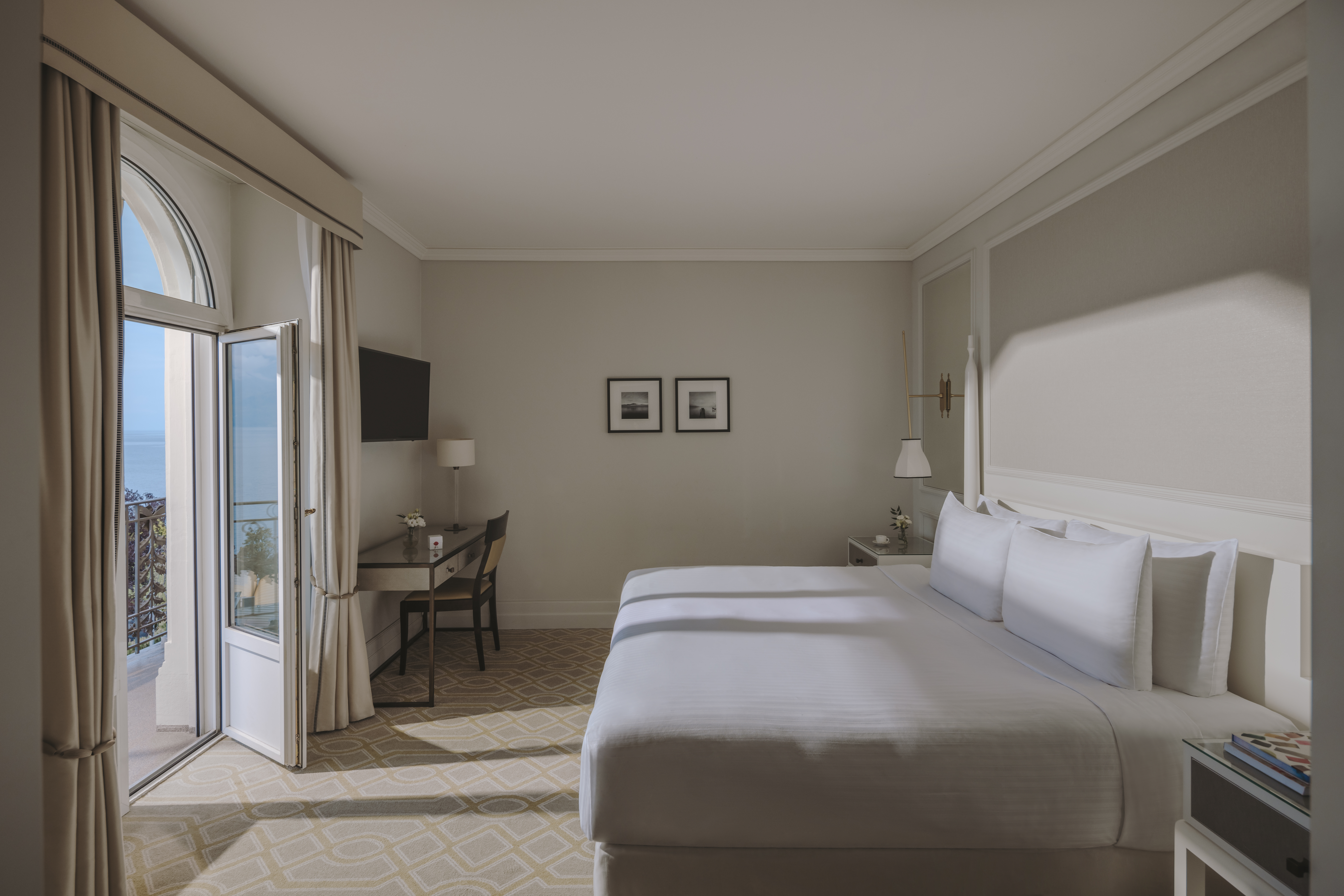 Junior Suite Lake View