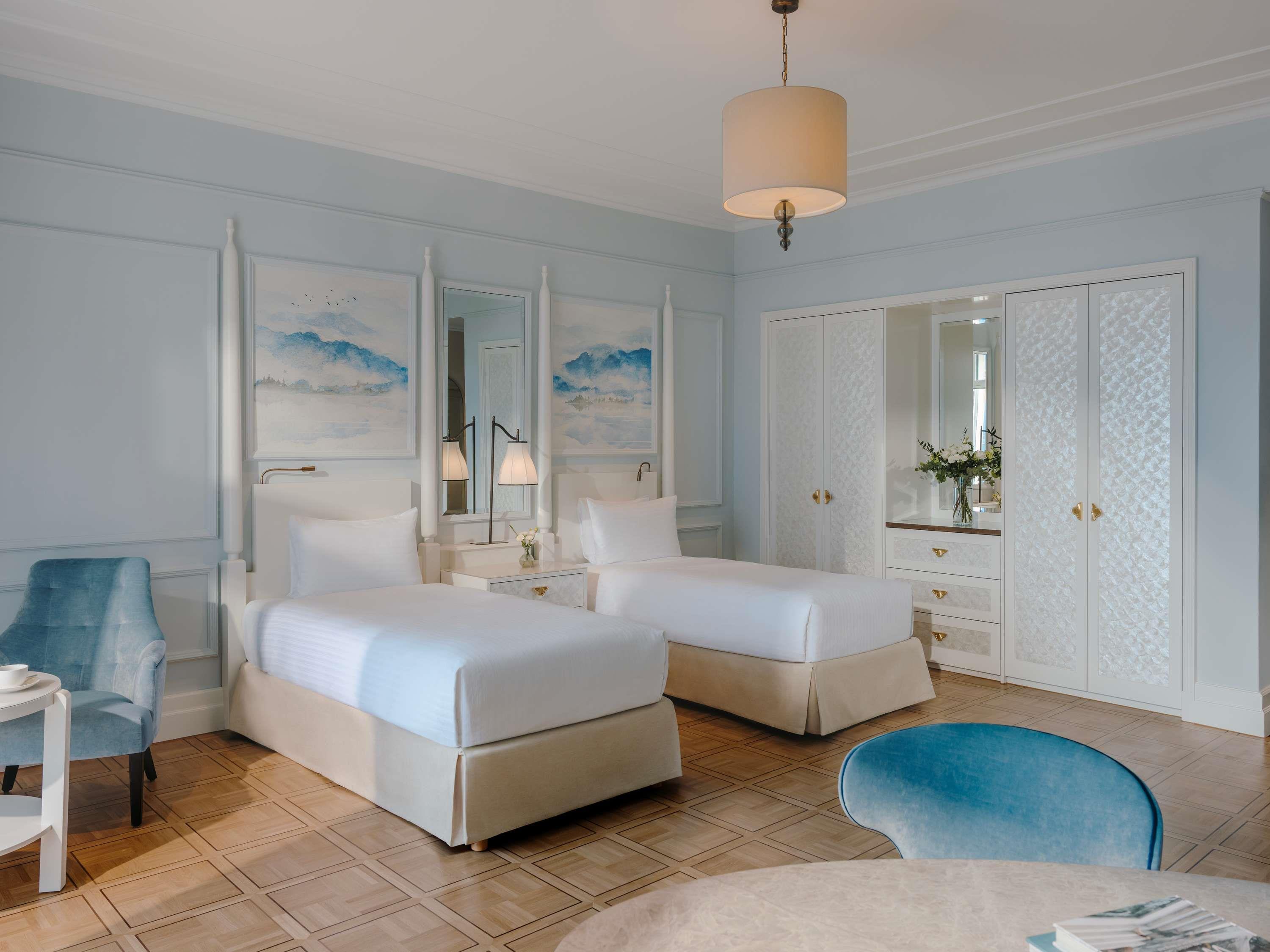 Twin Deluxe Lake View