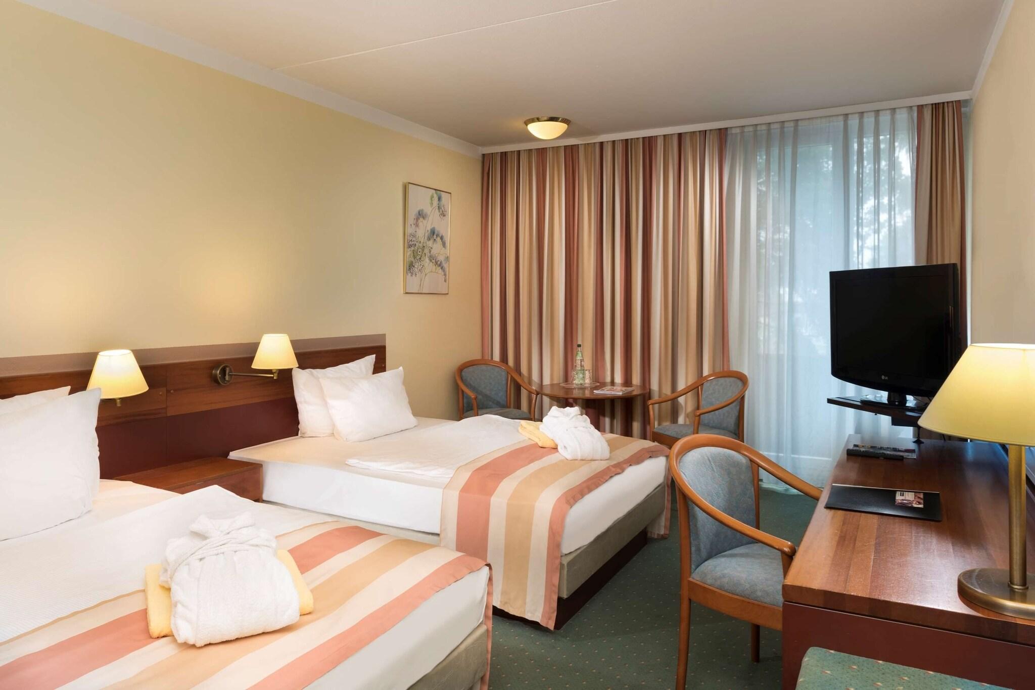 Double Queen Size Bed