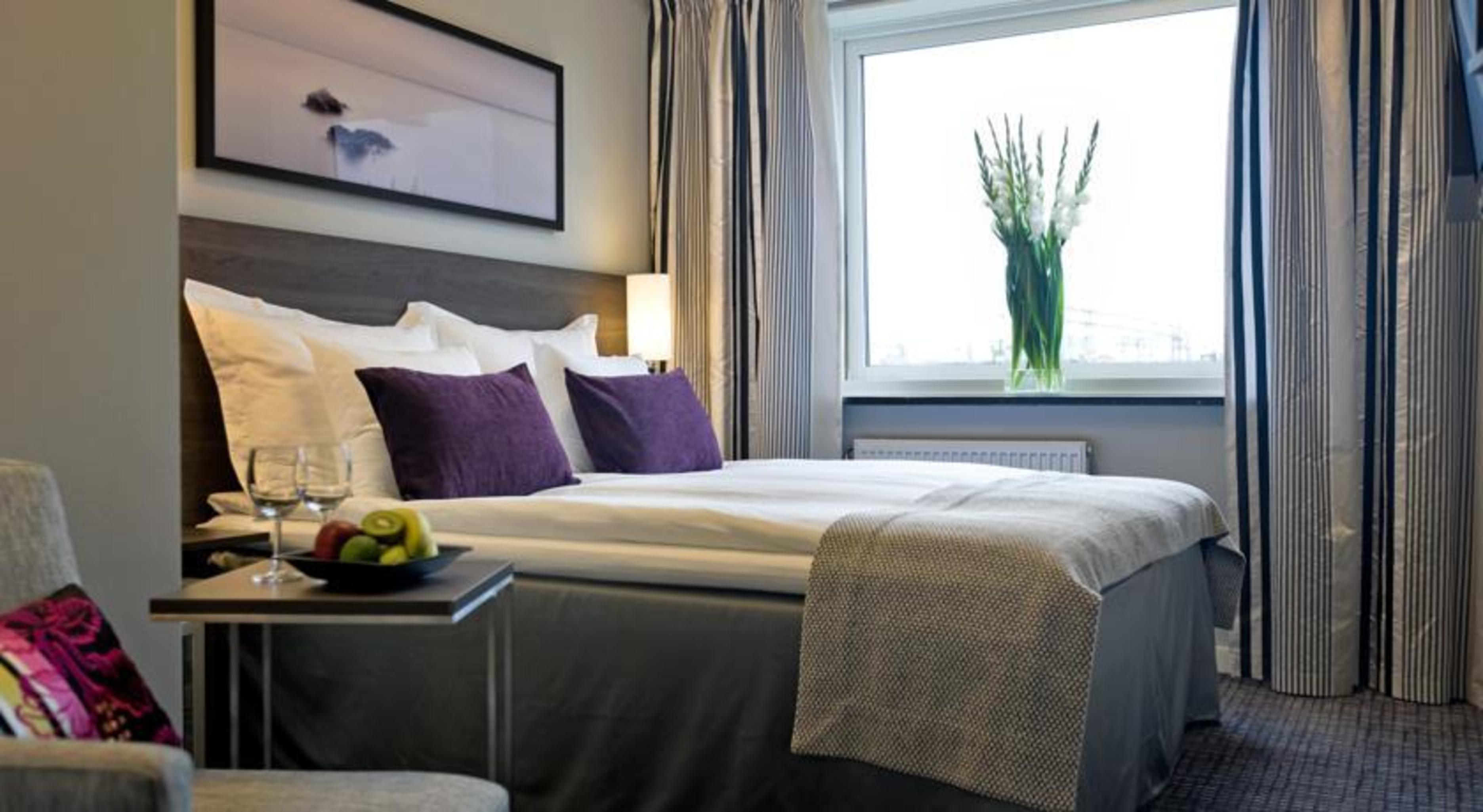 Double or Twin Standard