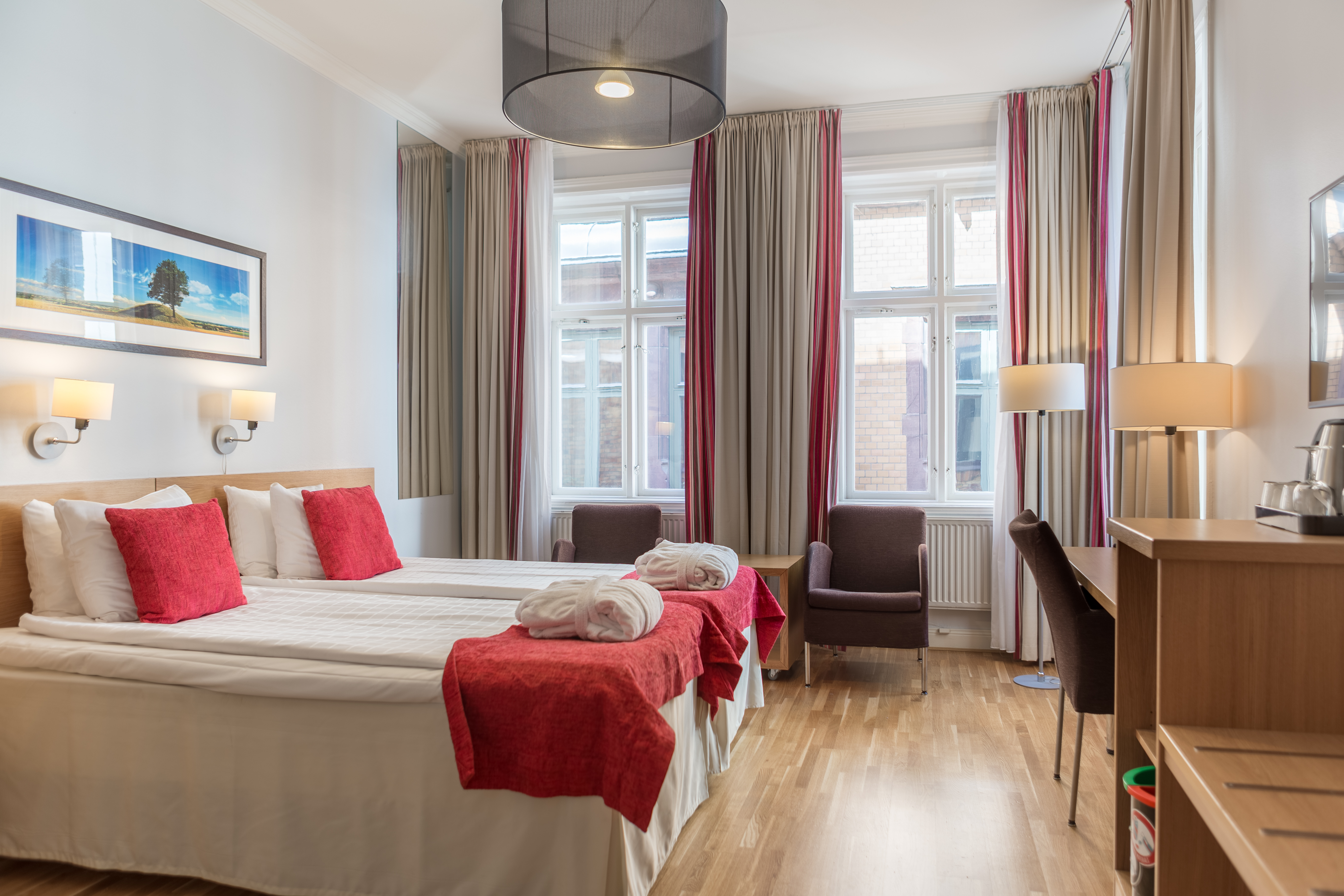 Double Single Superior King Bed