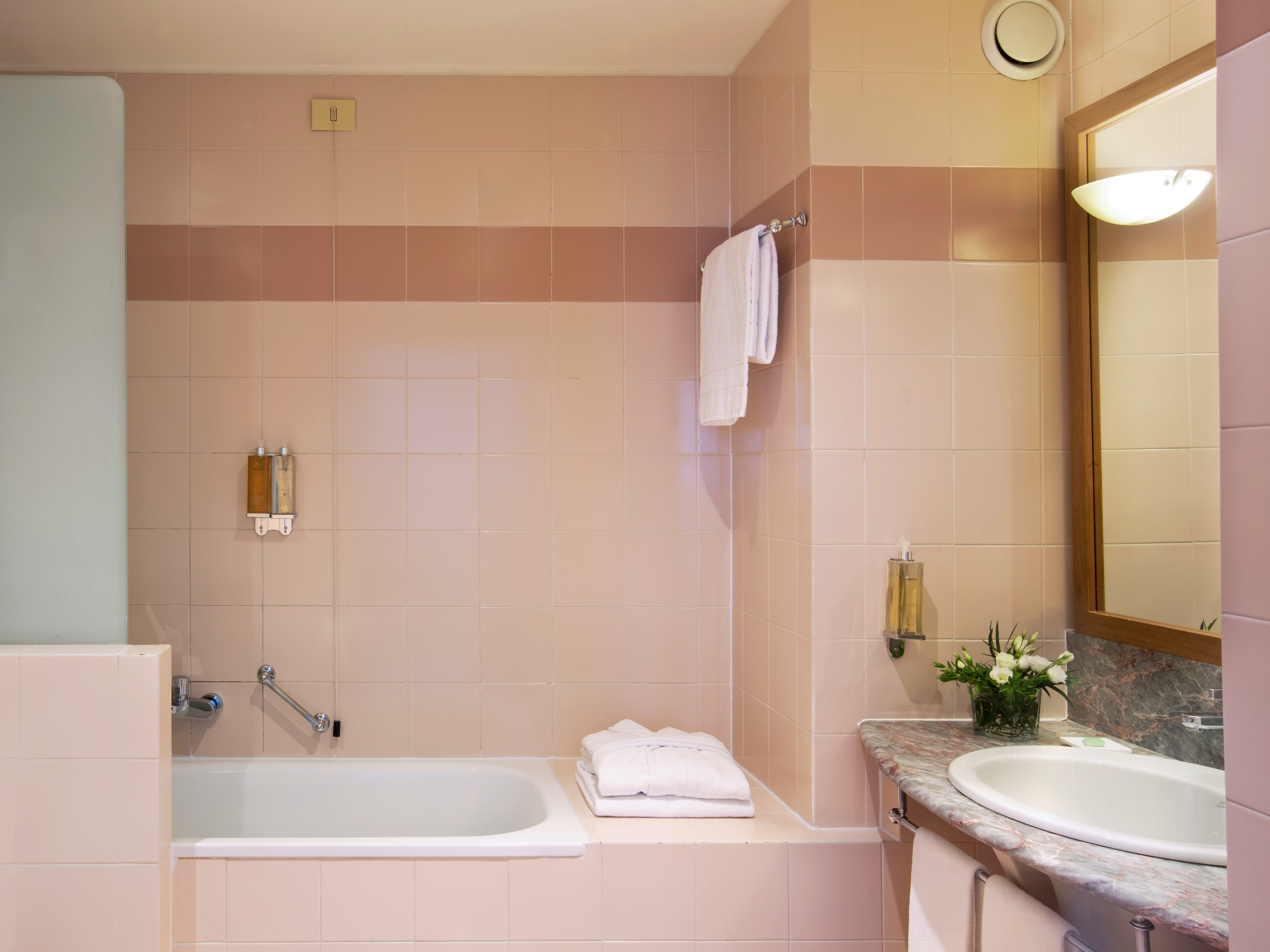 Double or Twin Executive