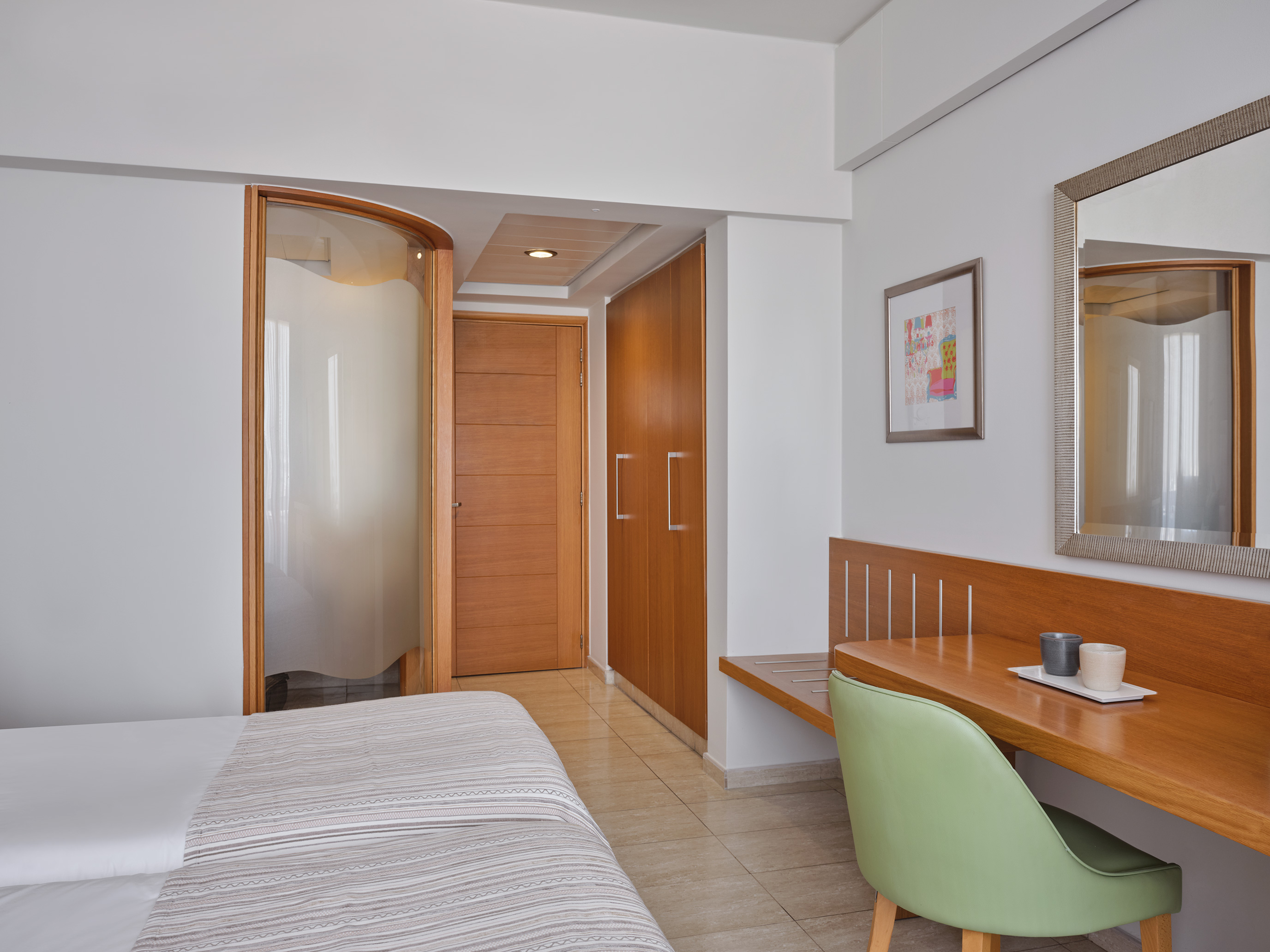 Double or Twin Standard