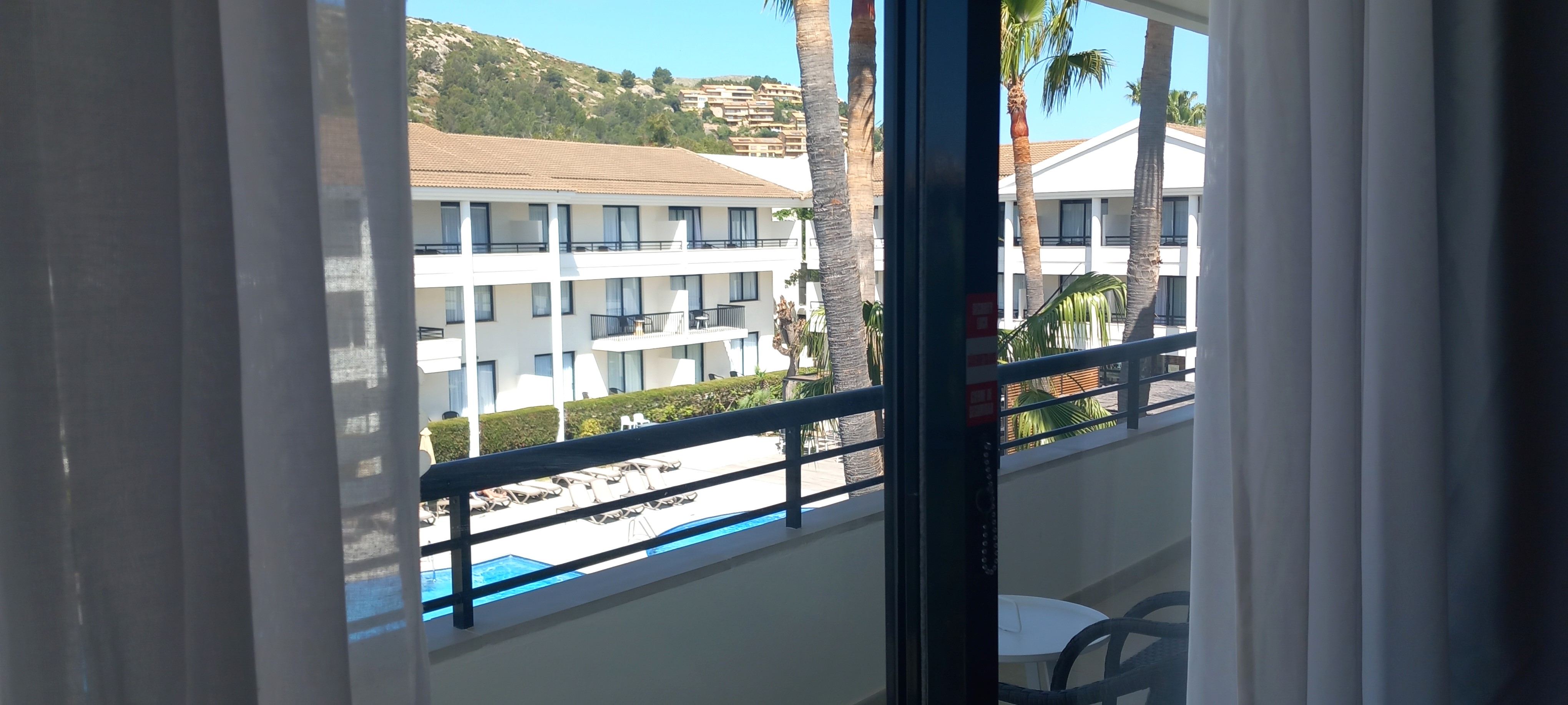 Suite Pool View