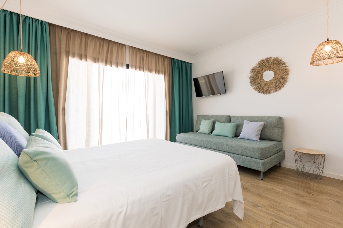 Double or Twin Standard