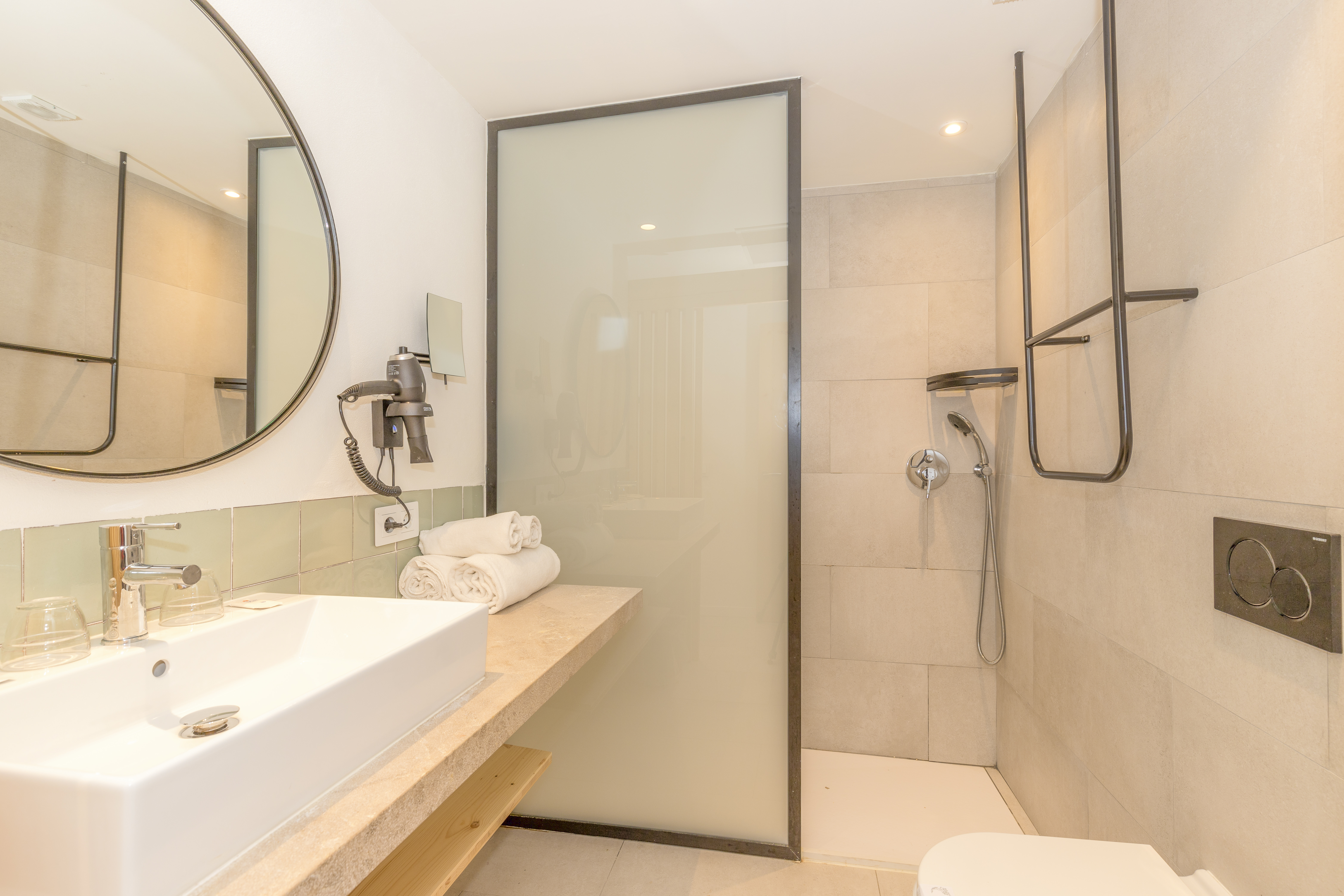 Apartment Capacity 6