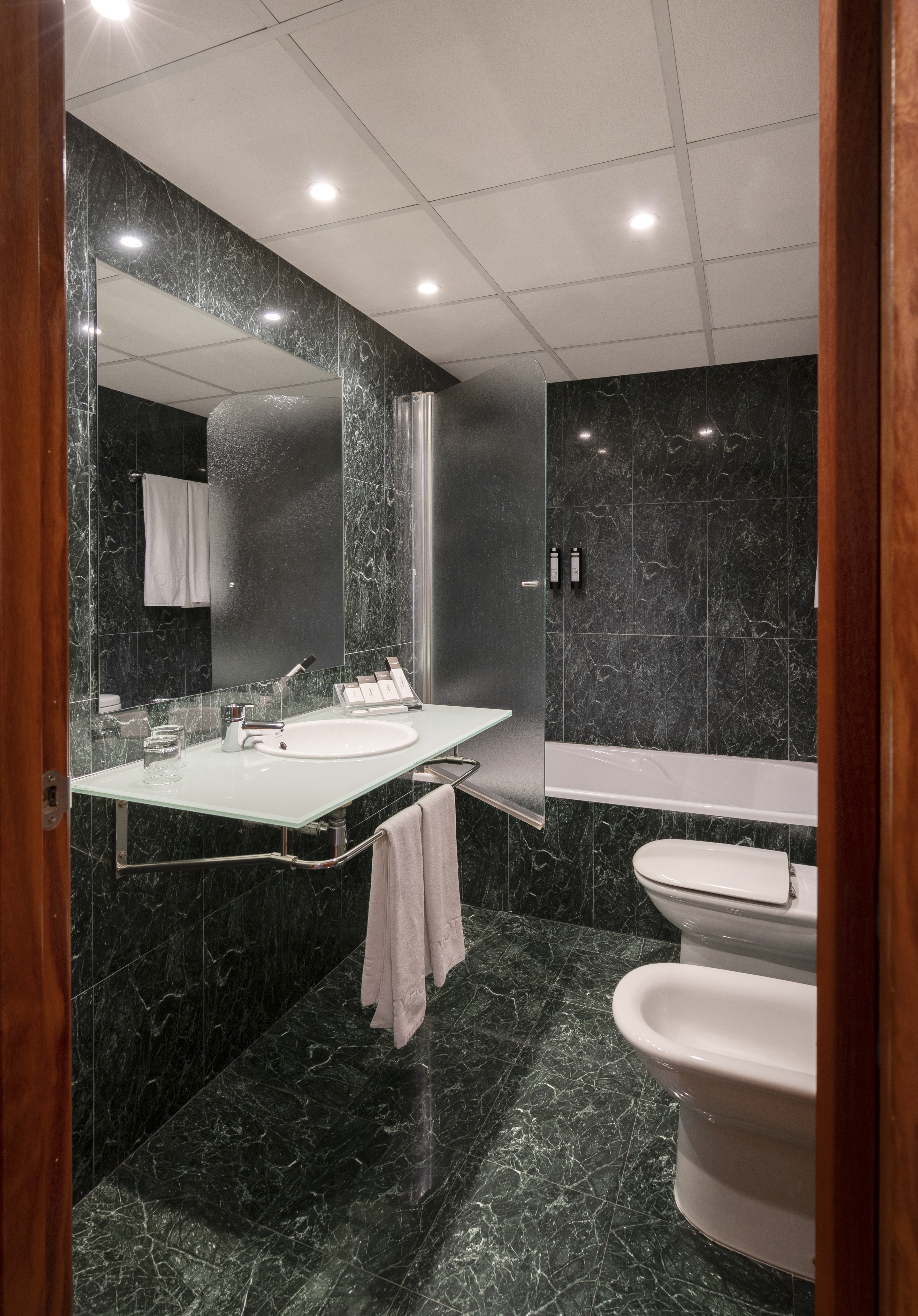 Double or Twin Standard