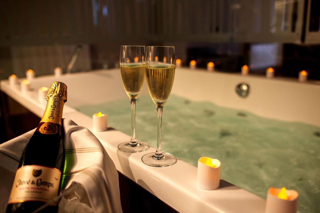 Junior Suite King Size Bed