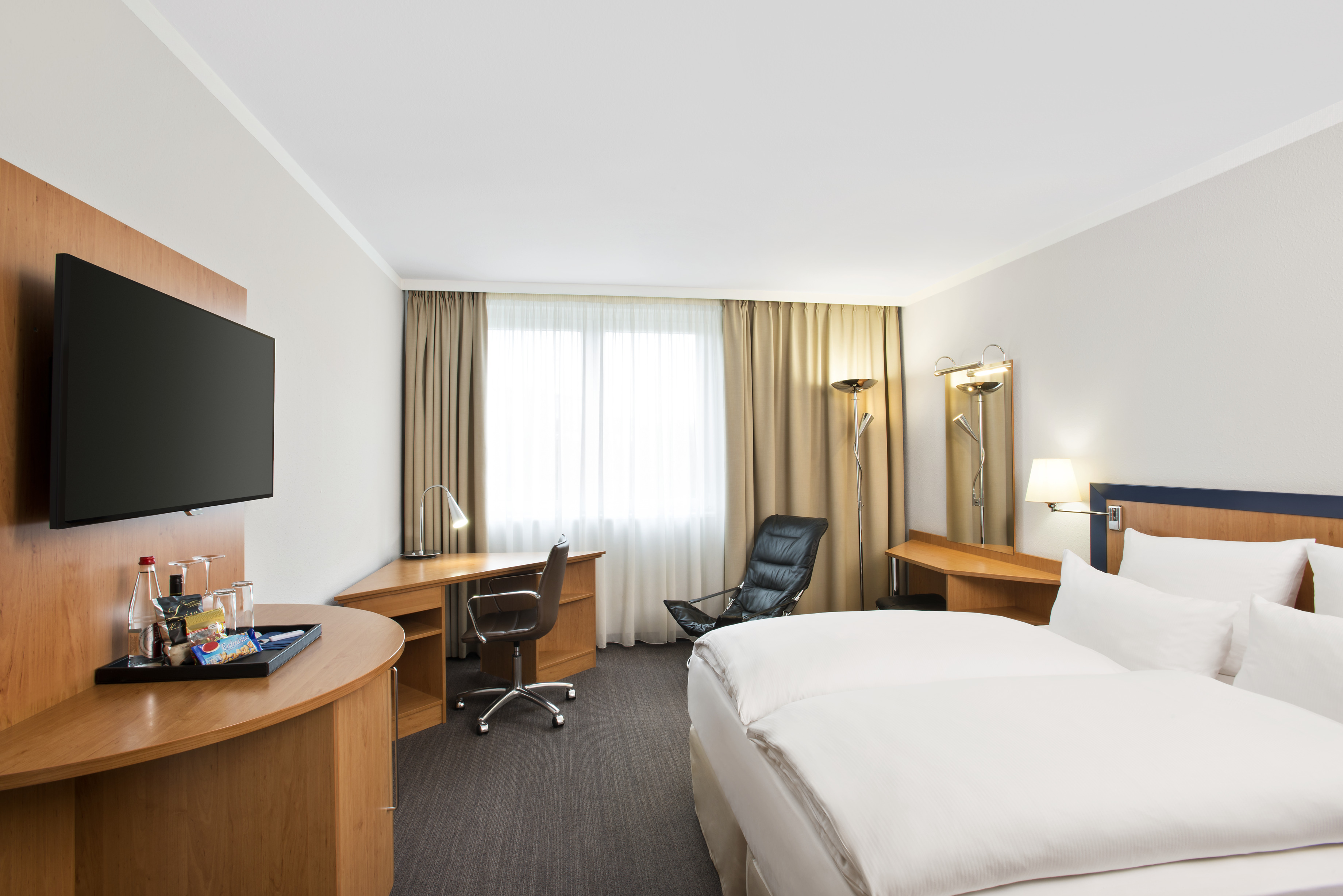 Family Room Connecting Room