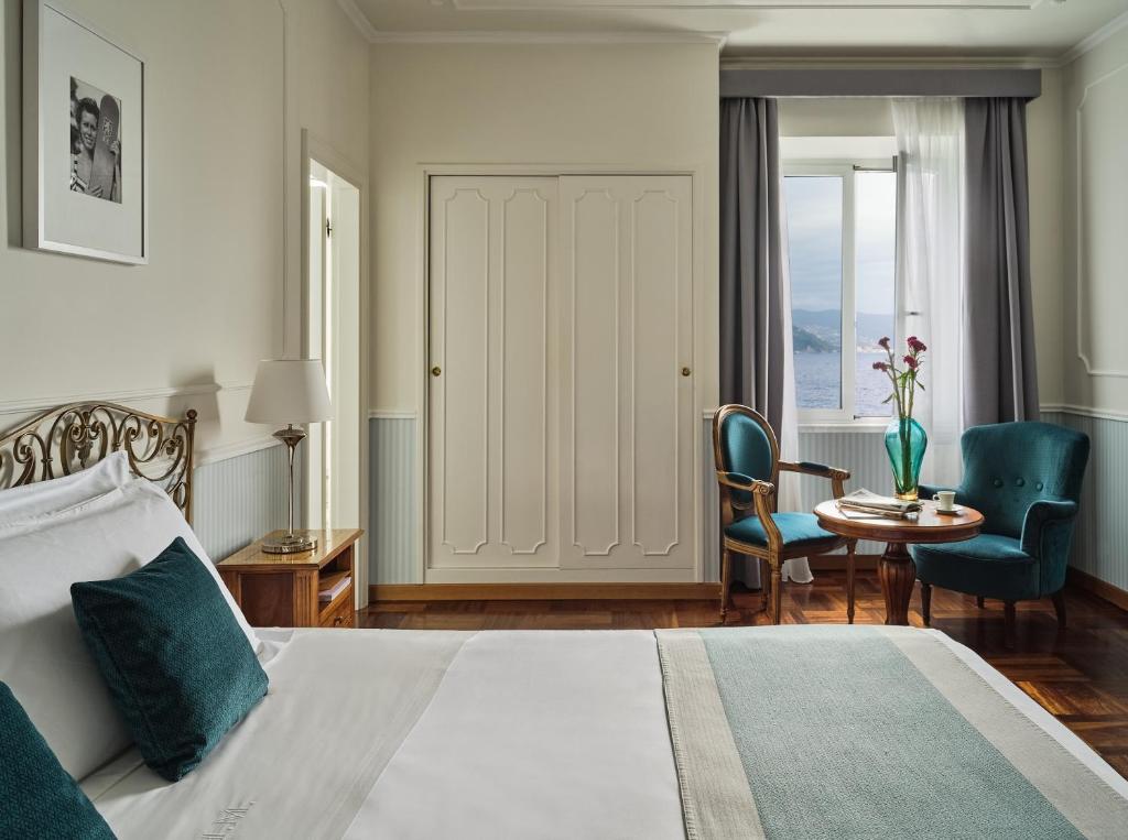 Double Deluxe Sea View