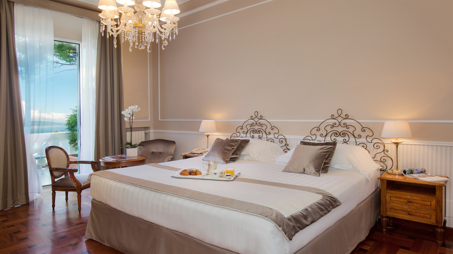 Double Deluxe Sea View with Balcony