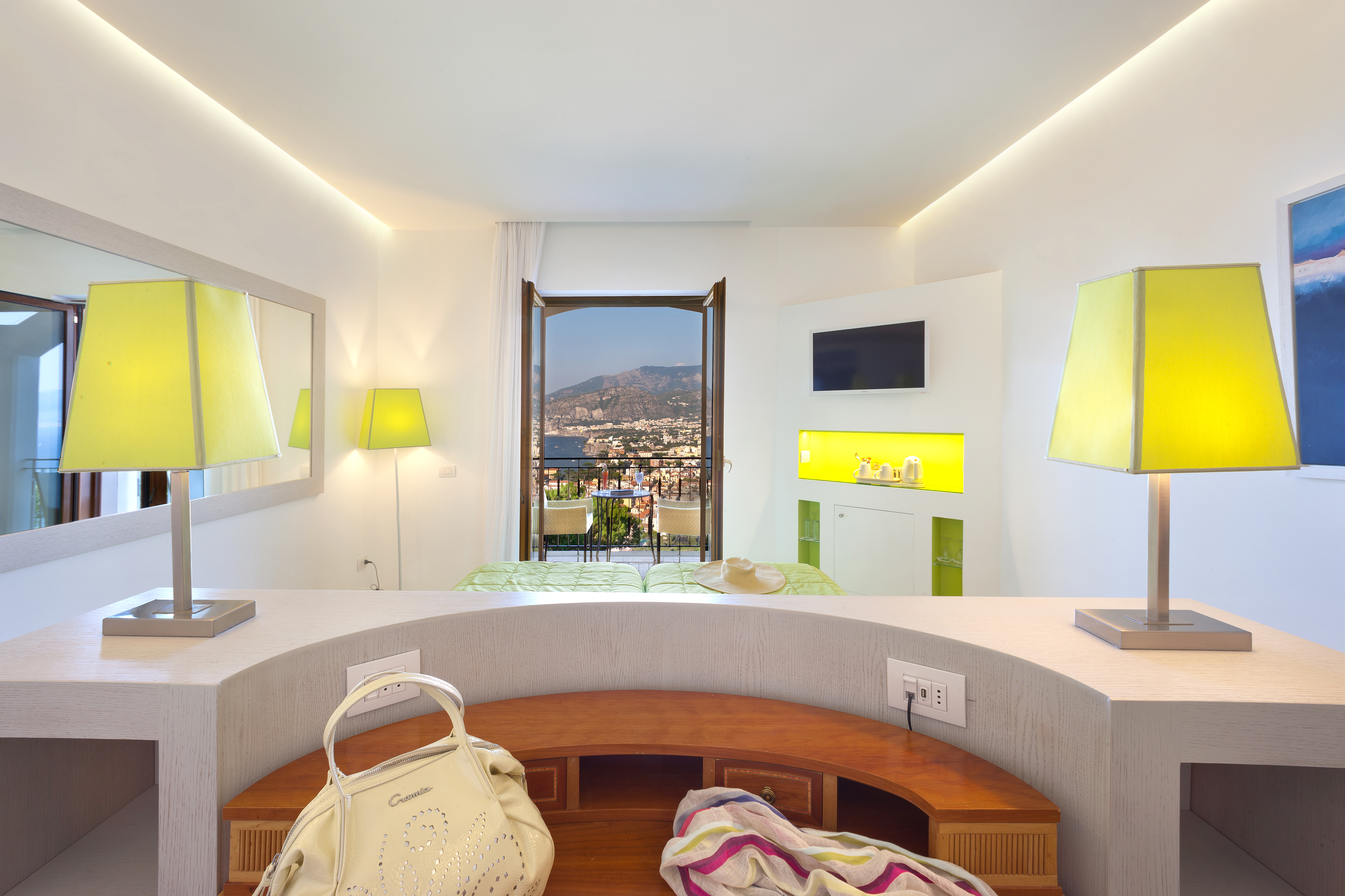 Double or Twin Deluxe Sea View