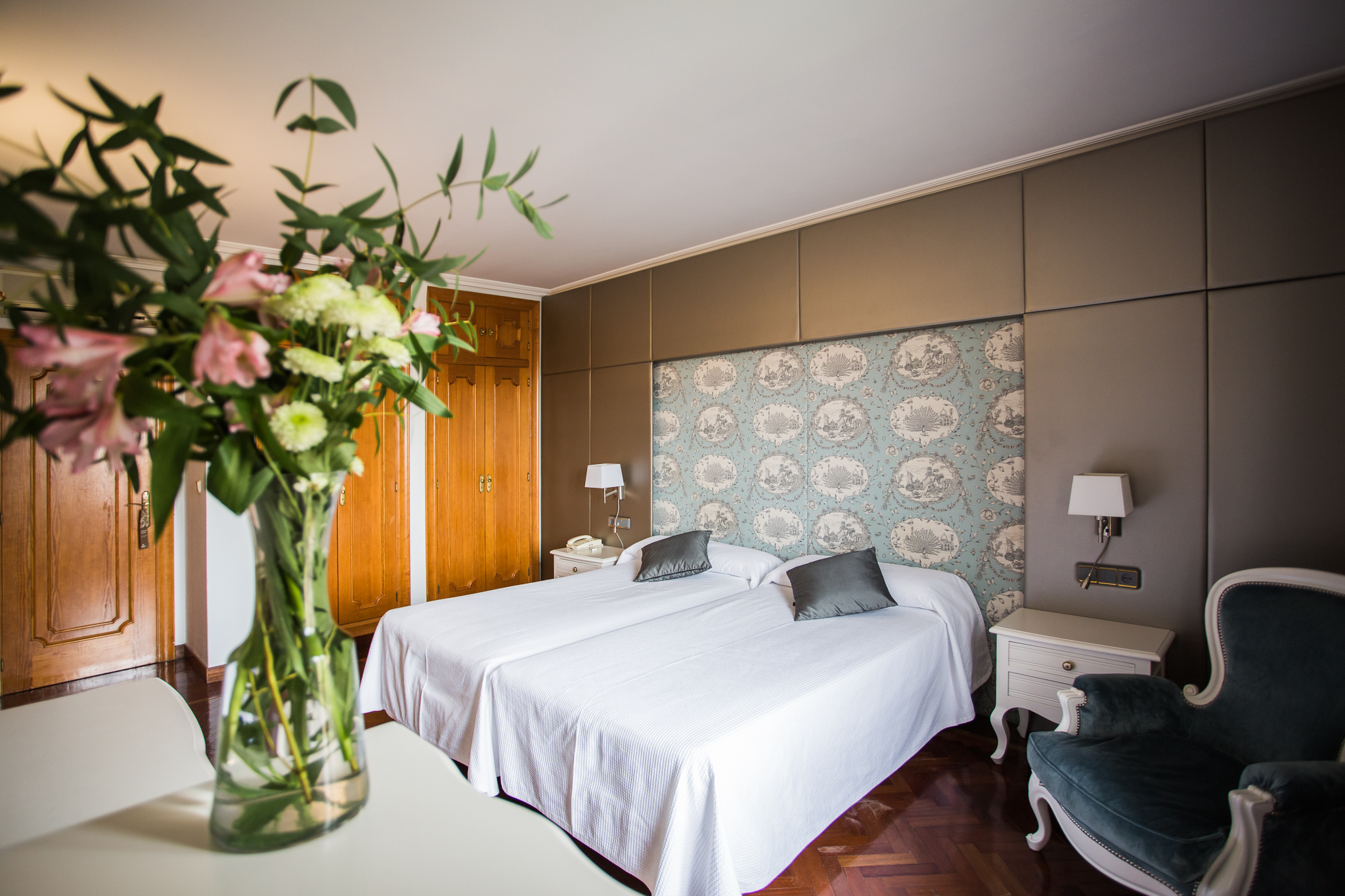 Double or Twin Standard