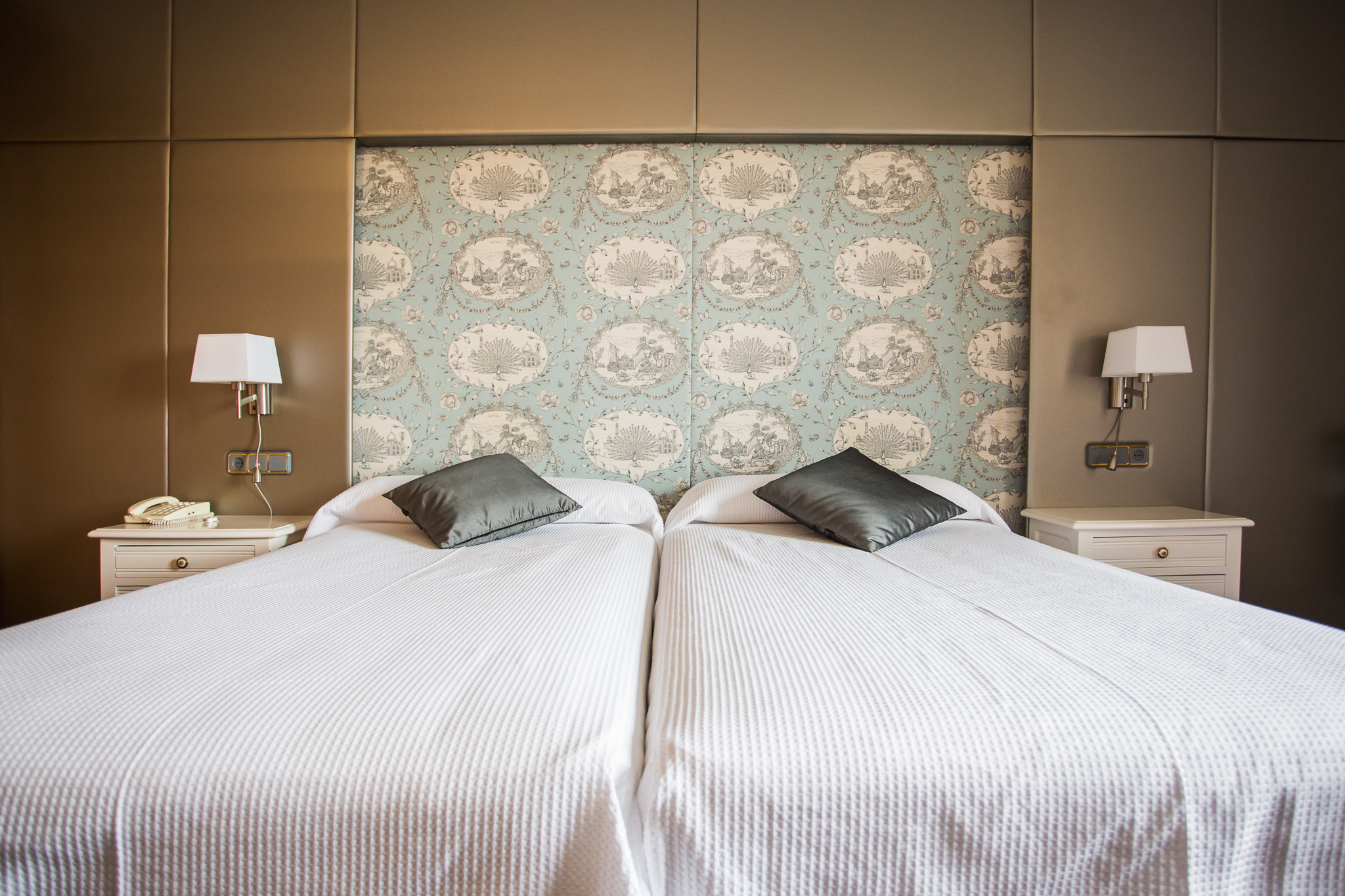 Double or Twin Standard